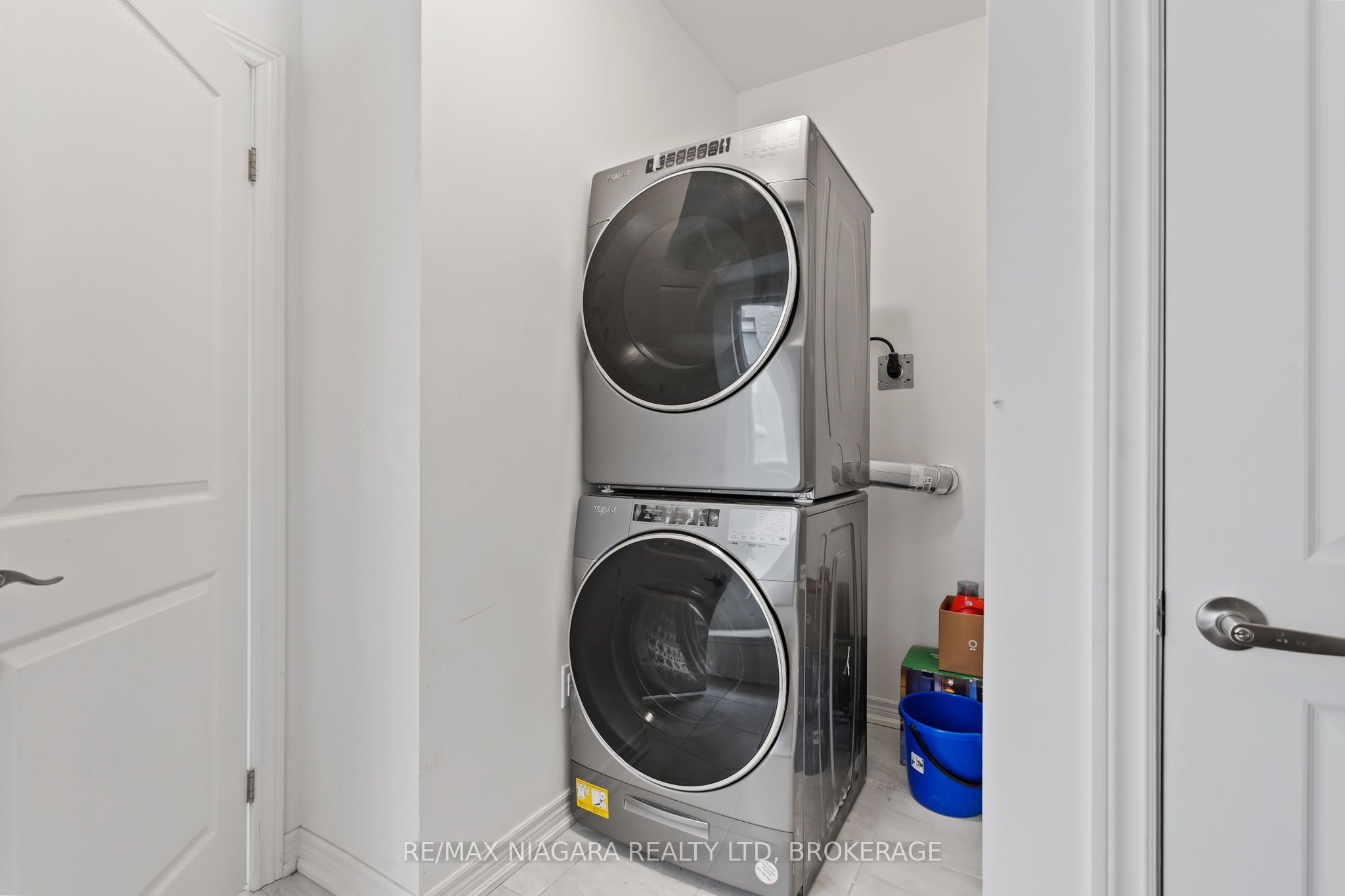 4279 Willick Road Property Photo 17