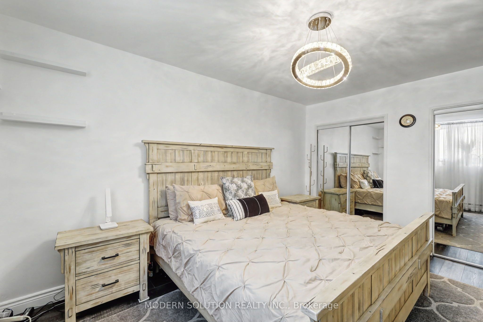 563 Mornington Avenue 308 Property Photo 13