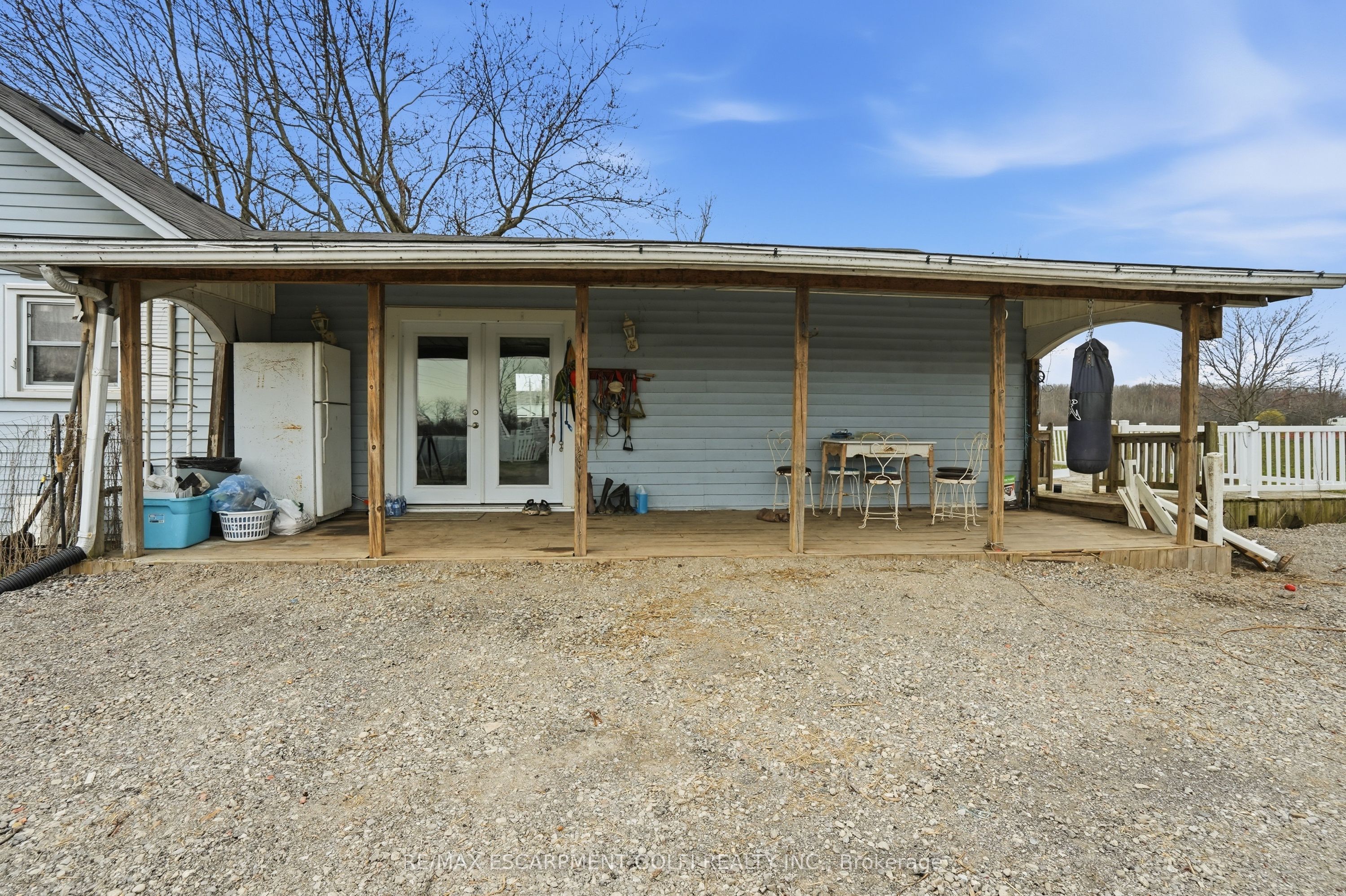 2538 Garrison Road Property Photo 7