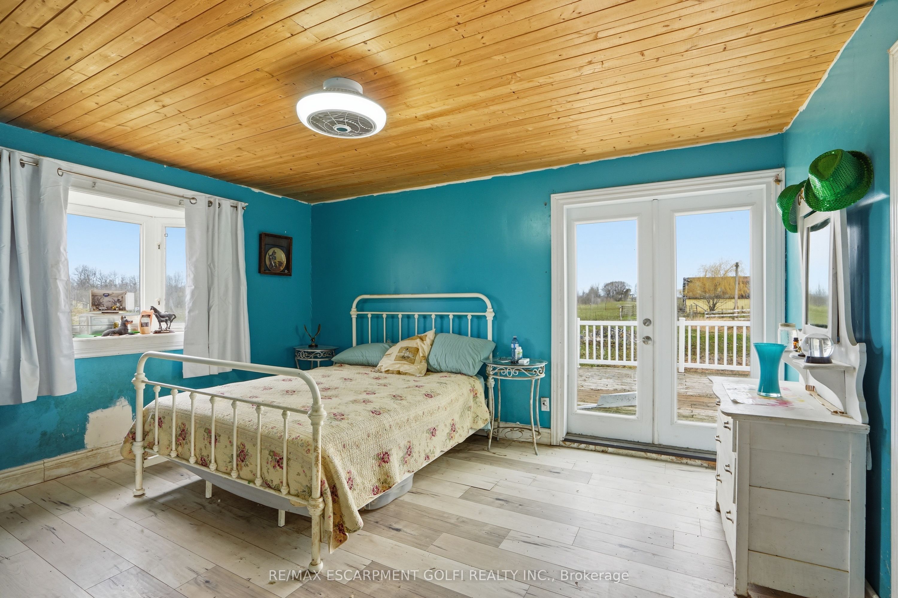 2538 Garrison Road Property Photo 13