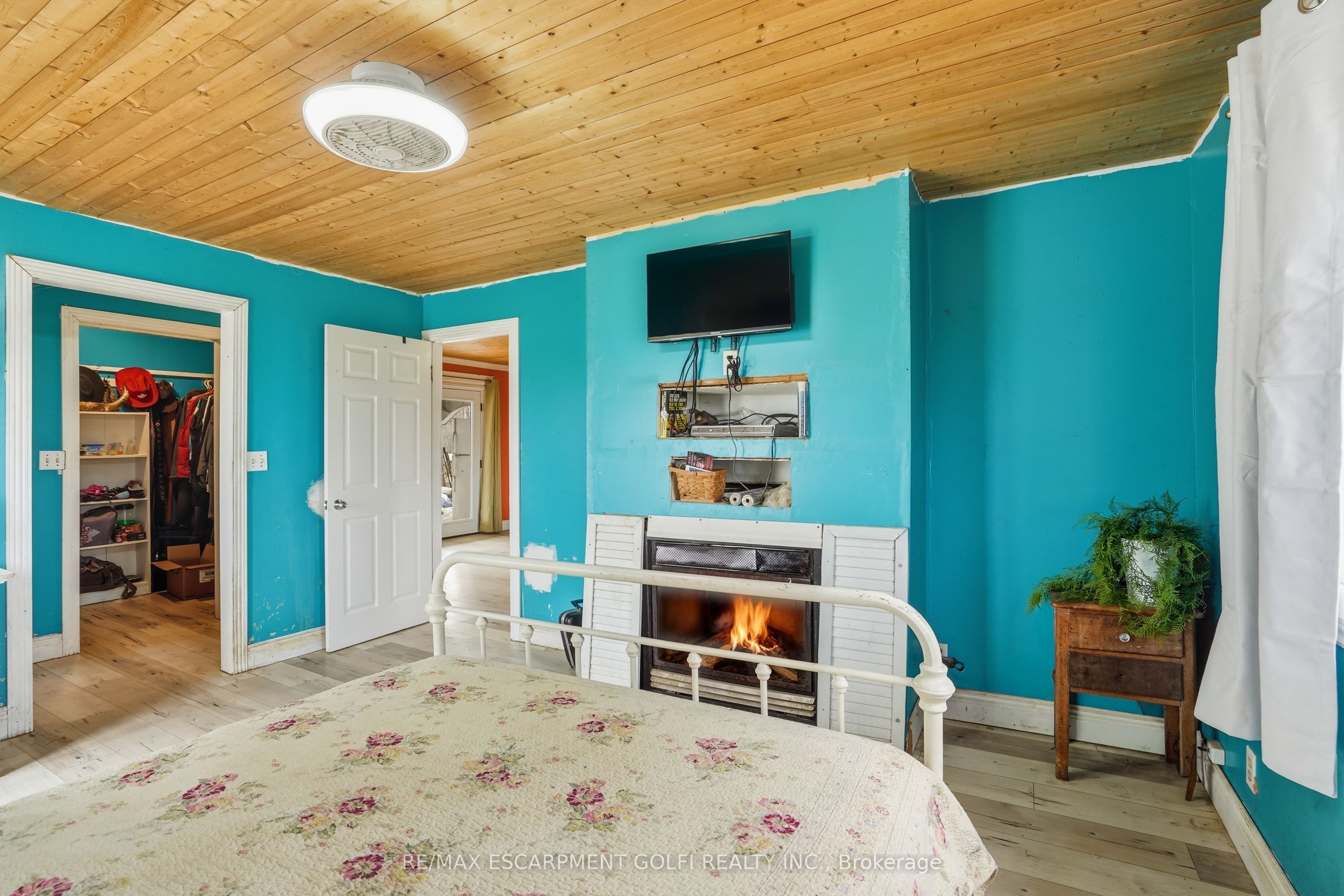 2538 Garrison Road Property Photo 14