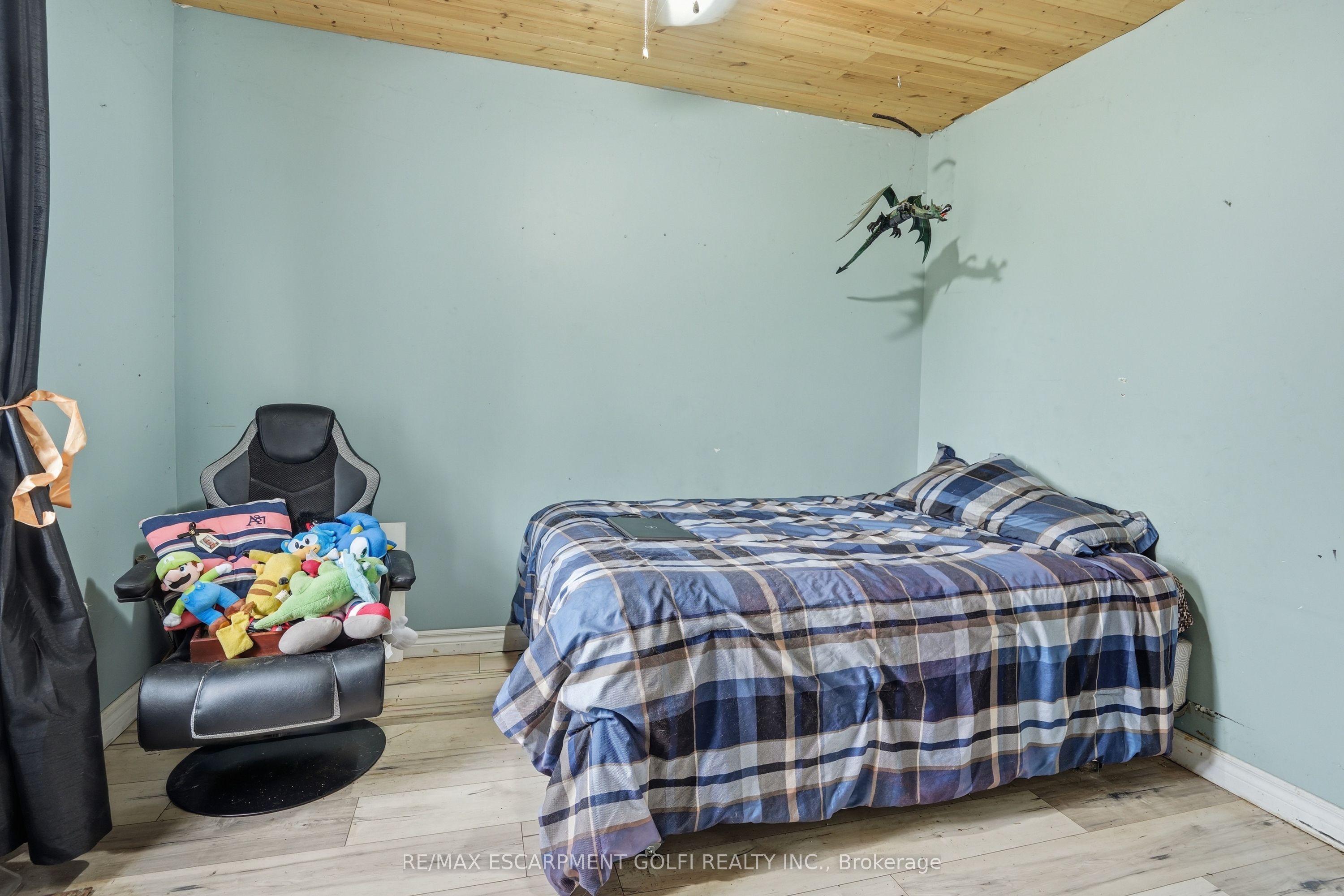 2538 Garrison Road Property Photo 15