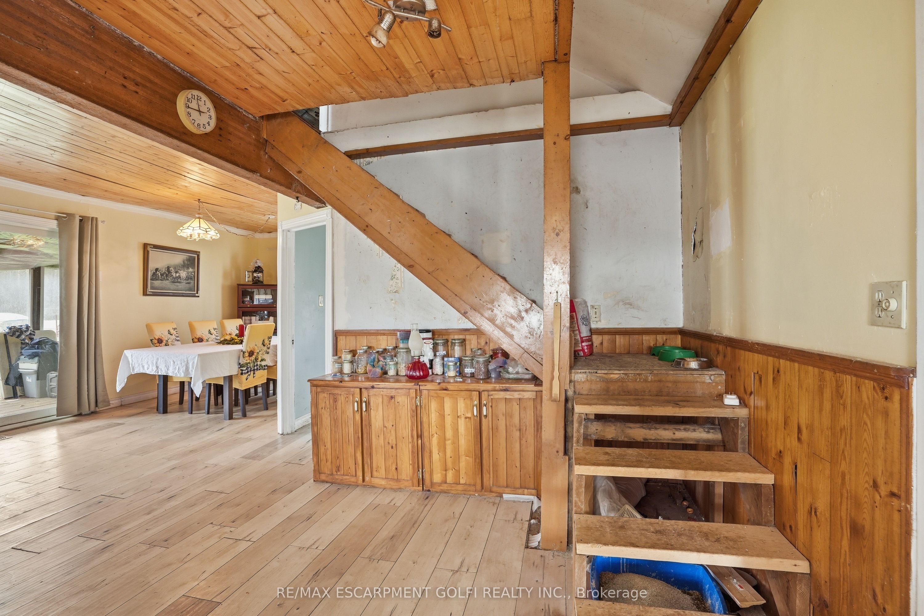 2538 Garrison Road Property Photo 16
