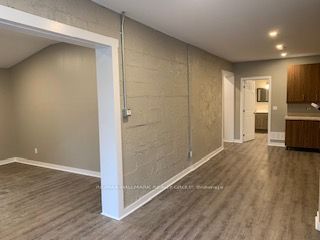 66 Queen Street Property Photo 9