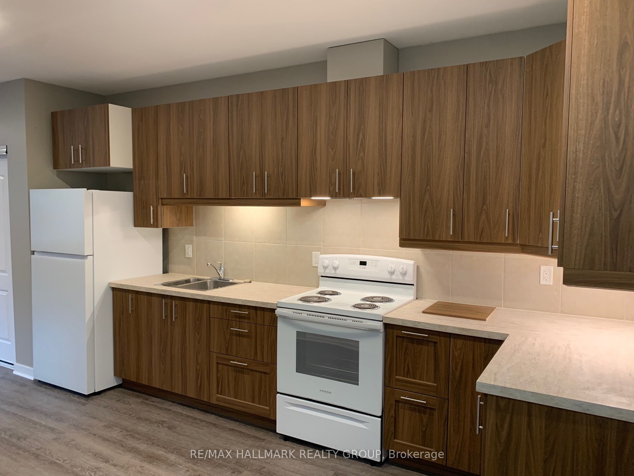 66 Queen Street Property Photo 25