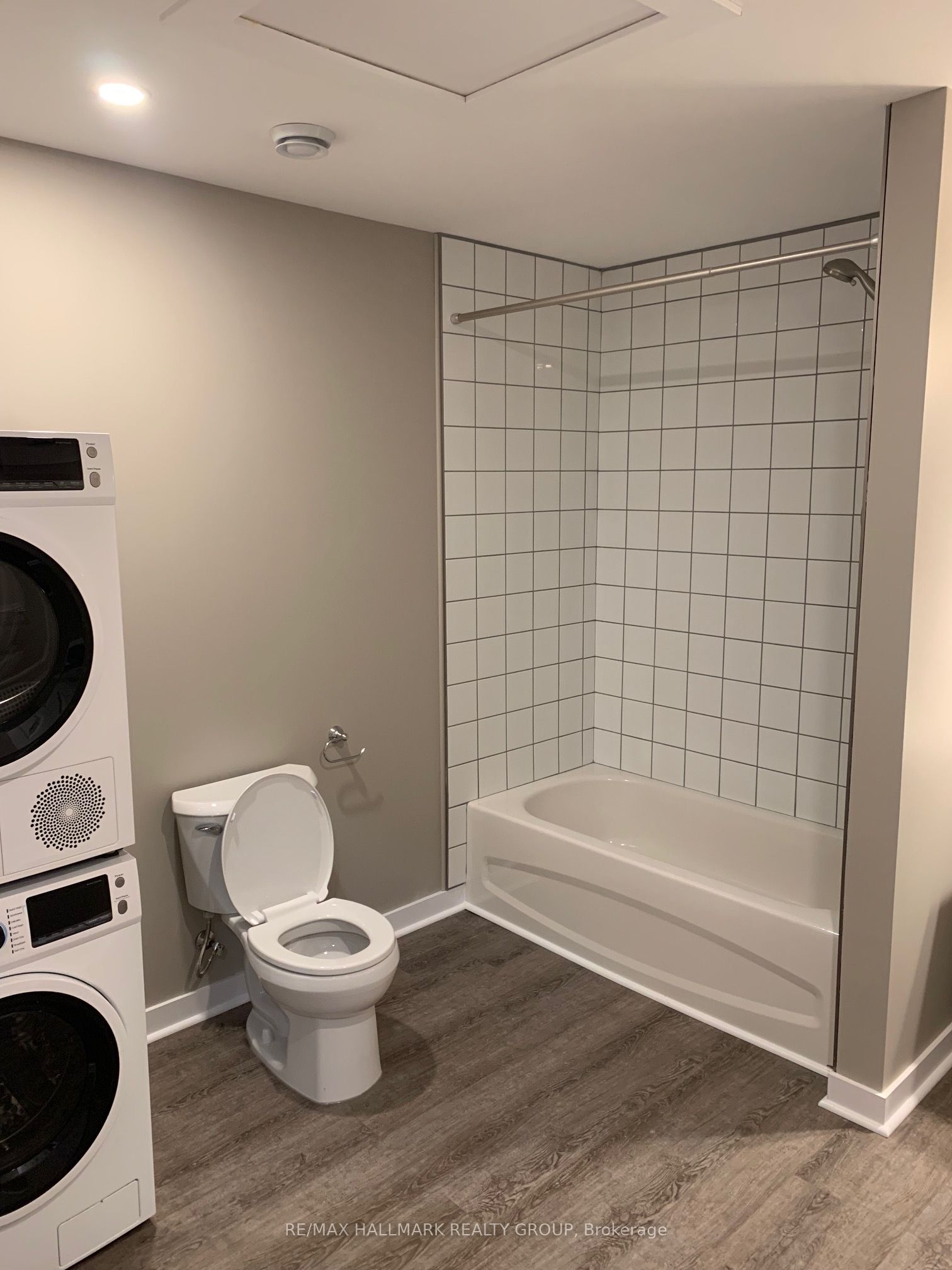 66 Queen Street Property Photo 28