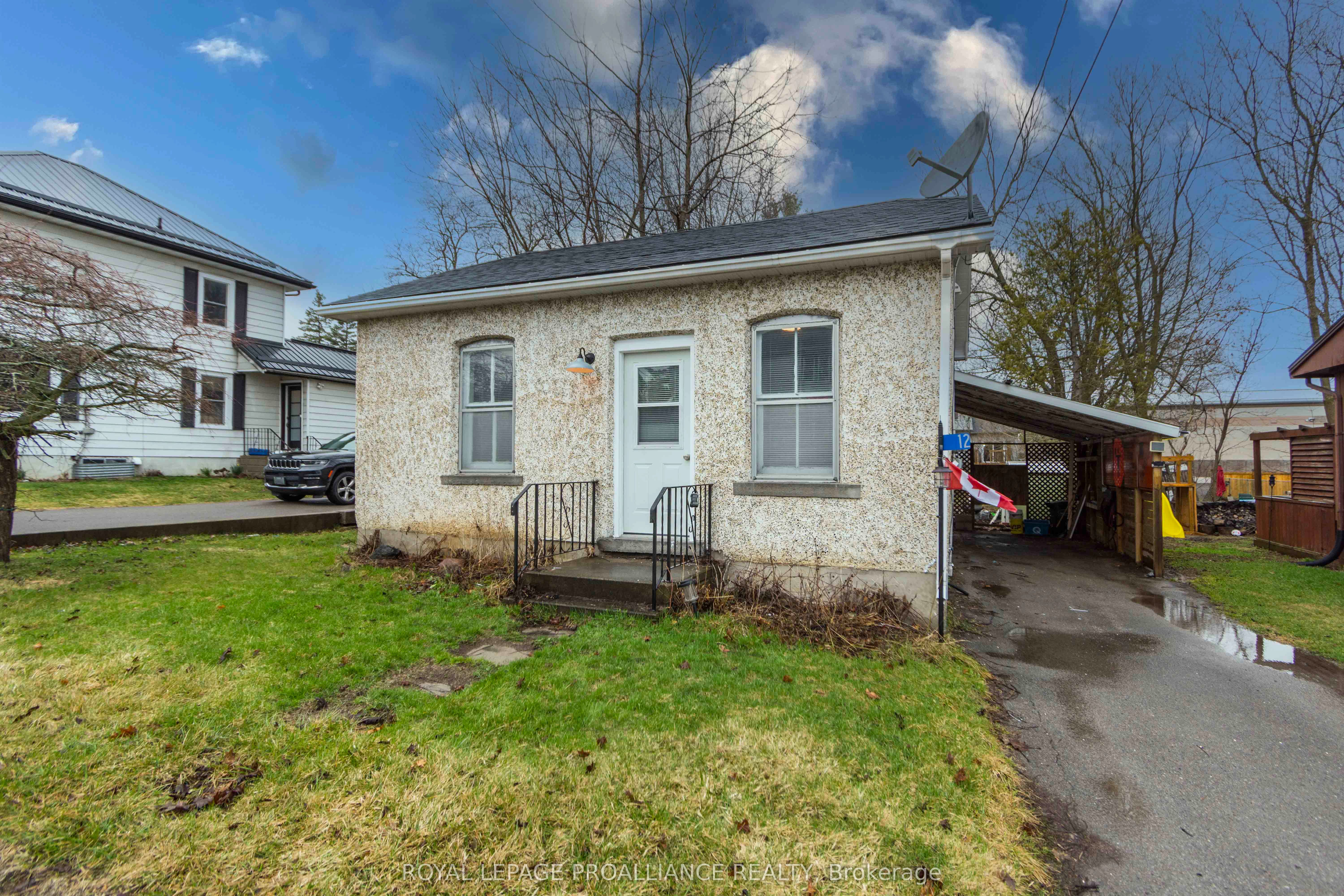 12 Albert Road Property Photo 1