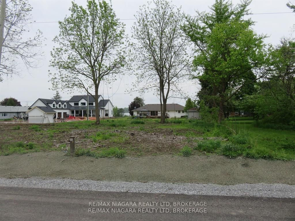 2156 Houck Crescent Property Photo 1
