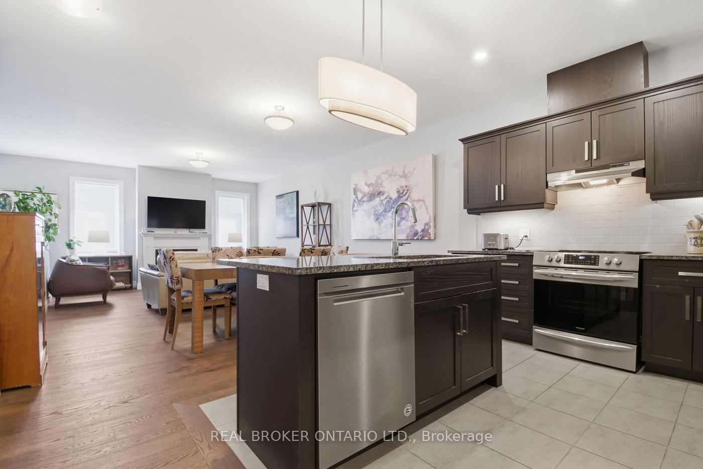 18 Borden Trail Property Photo 8