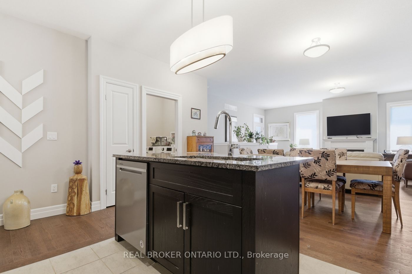 18 Borden Trail Property Photo 10