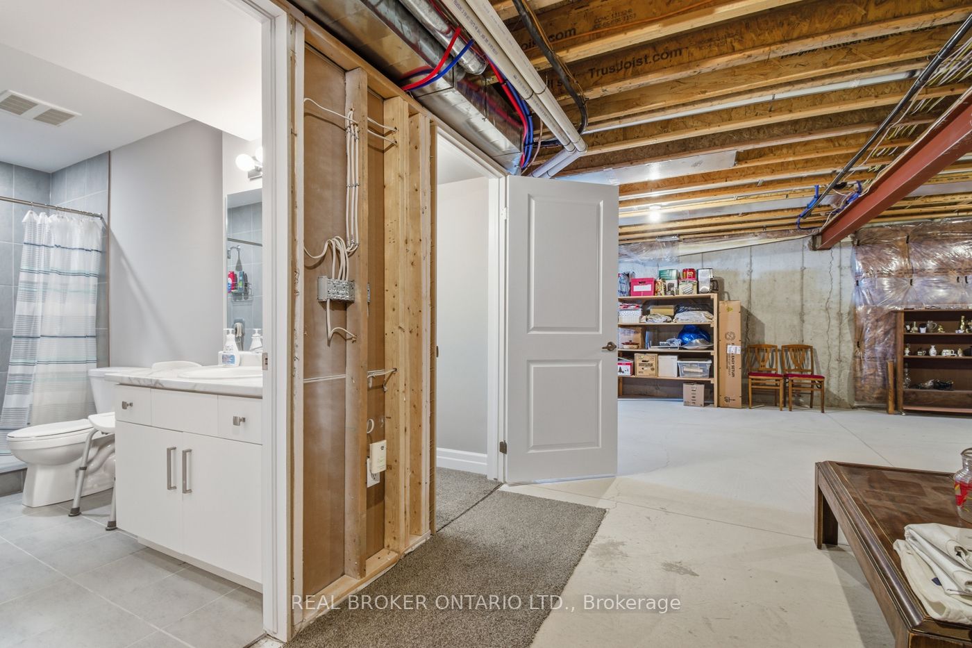 18 Borden Trail Property Photo 33
