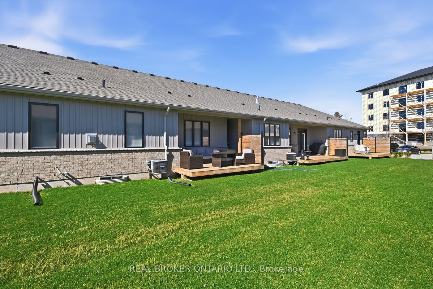 18 Borden Trail Property Photo 40