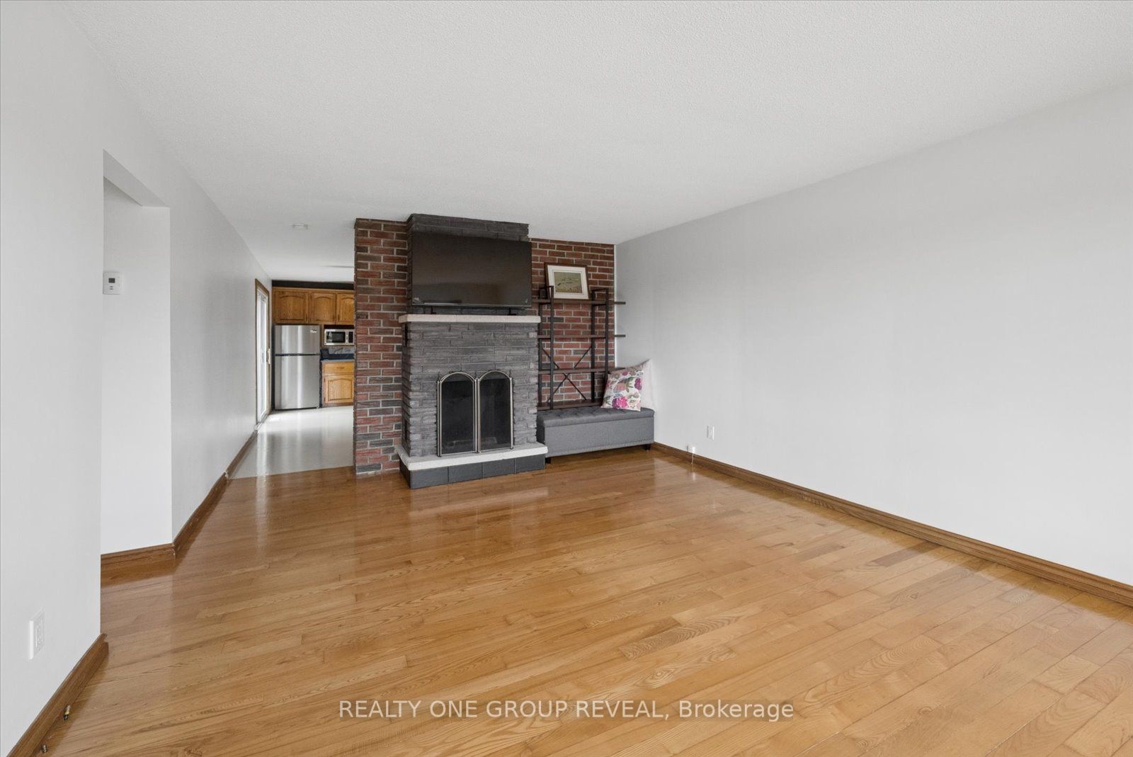 2469 Asphodel 11th Line Property Photo 11