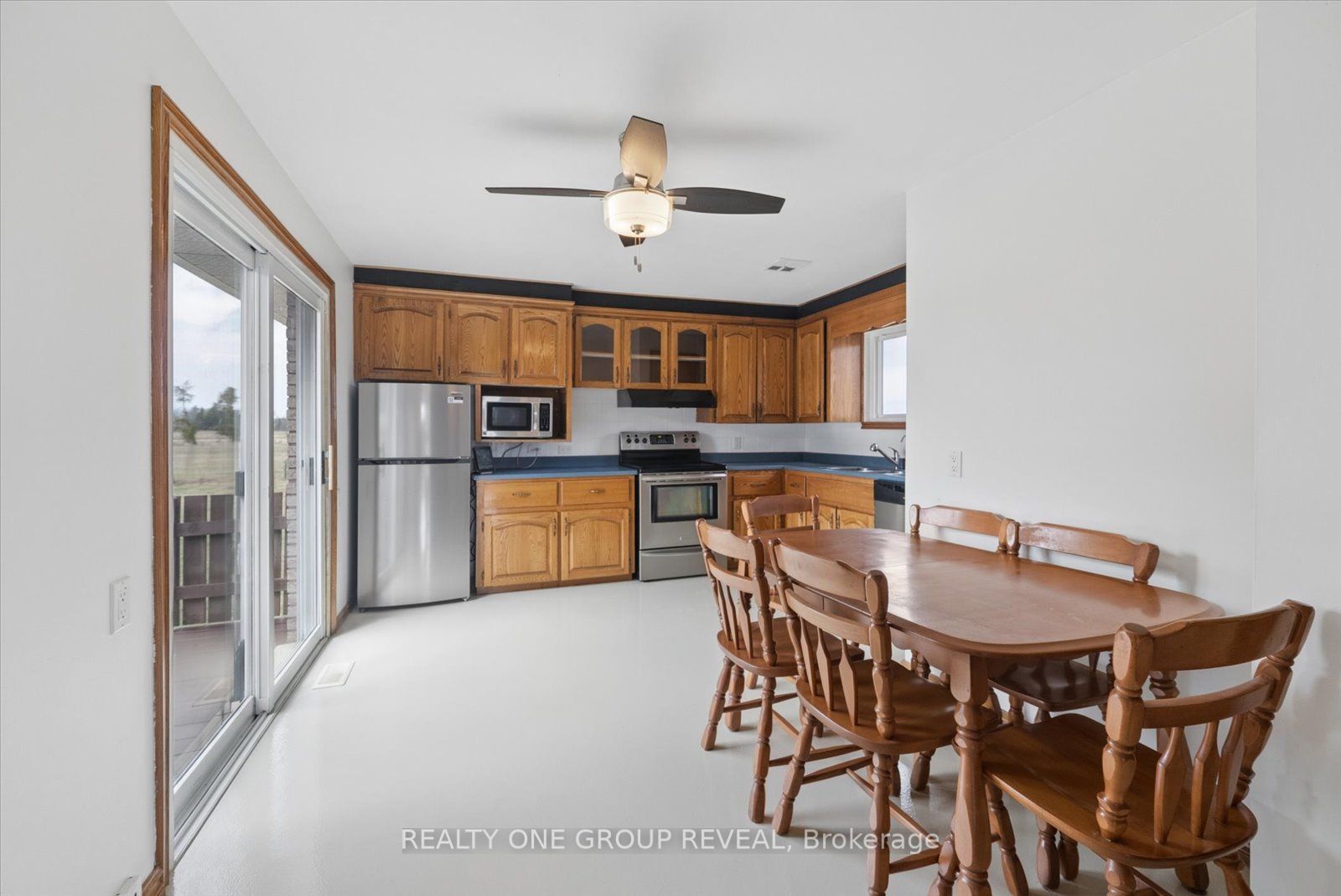 2469 Asphodel 11th Line Property Photo 12