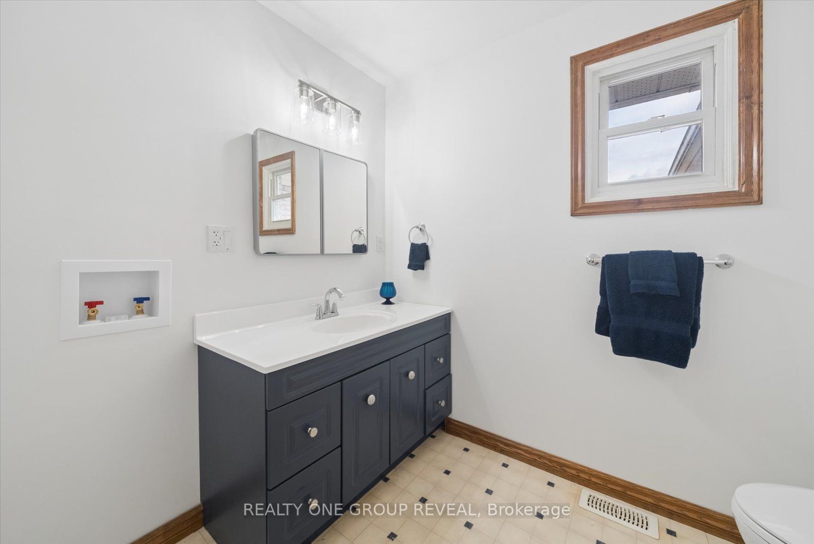2469 Asphodel 11th Line Property Photo 20