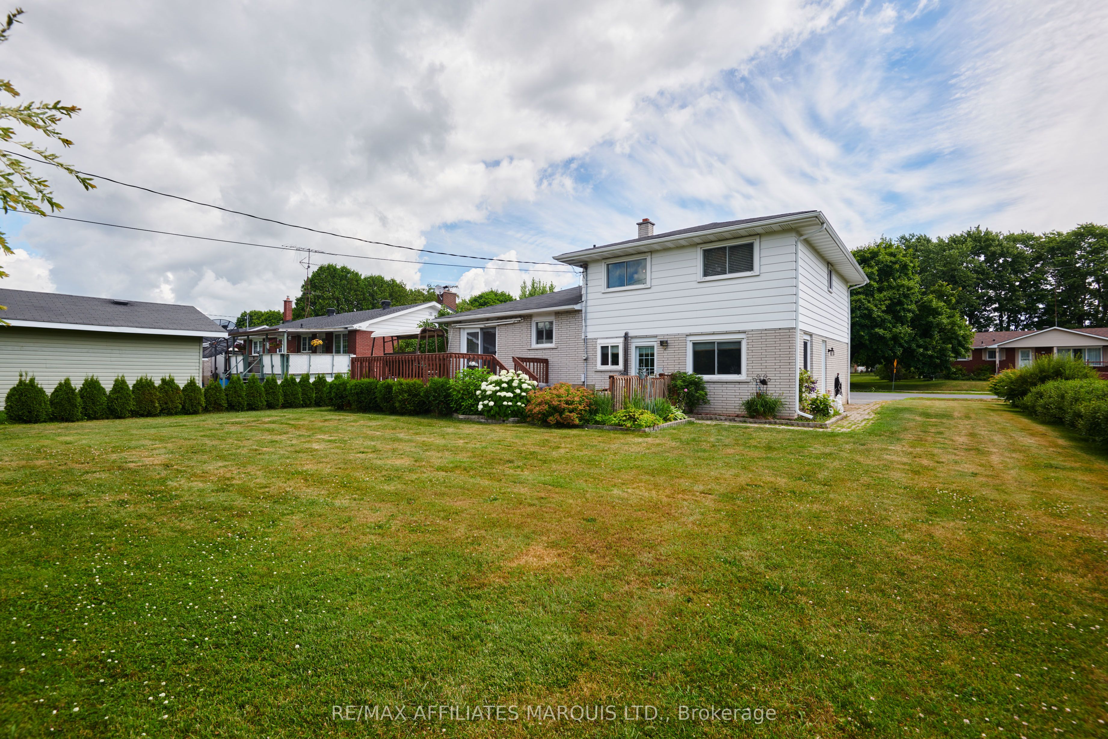 11 Ault Drive Property Photo 31