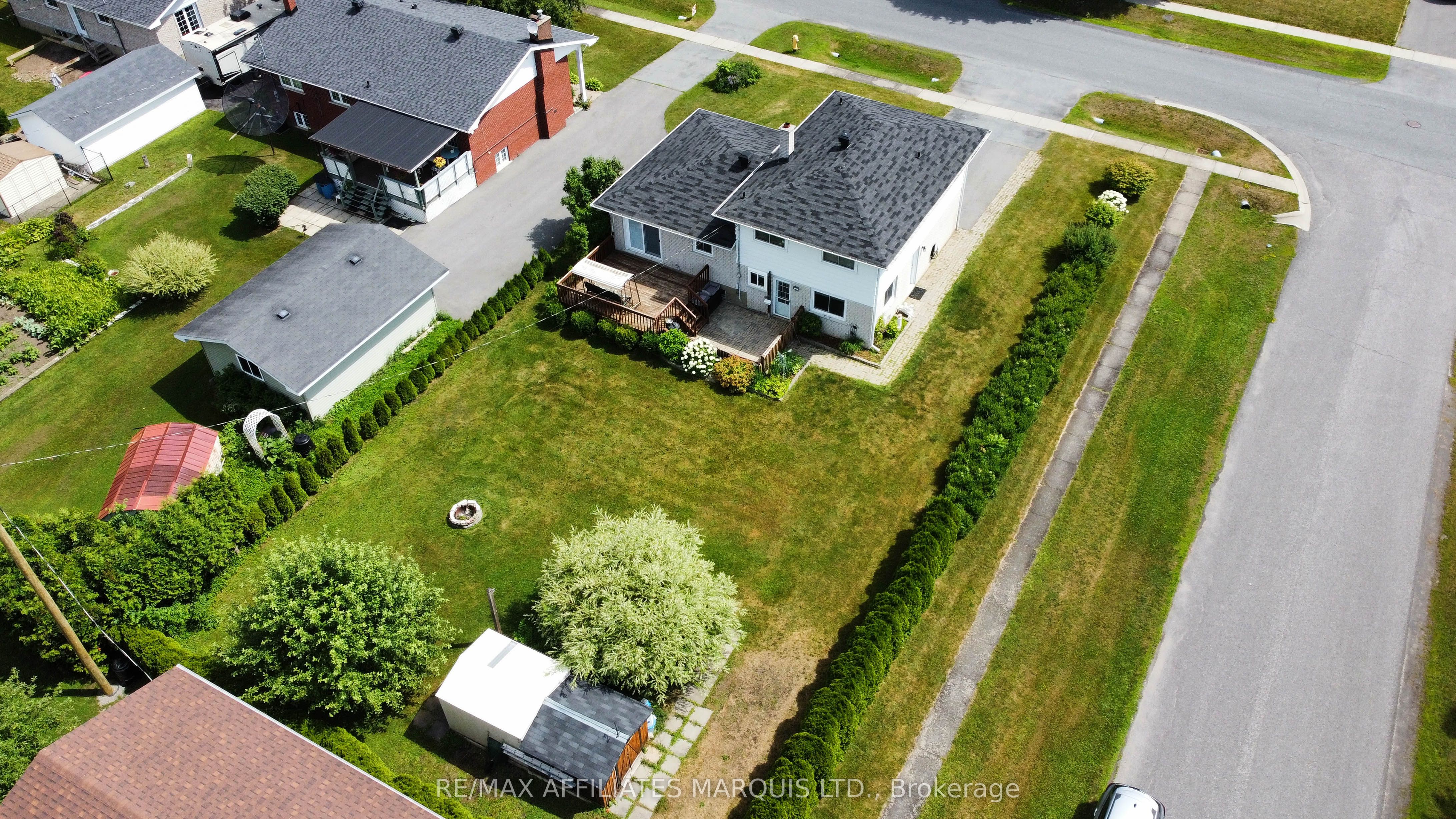 11 Ault Drive Property Photo 32