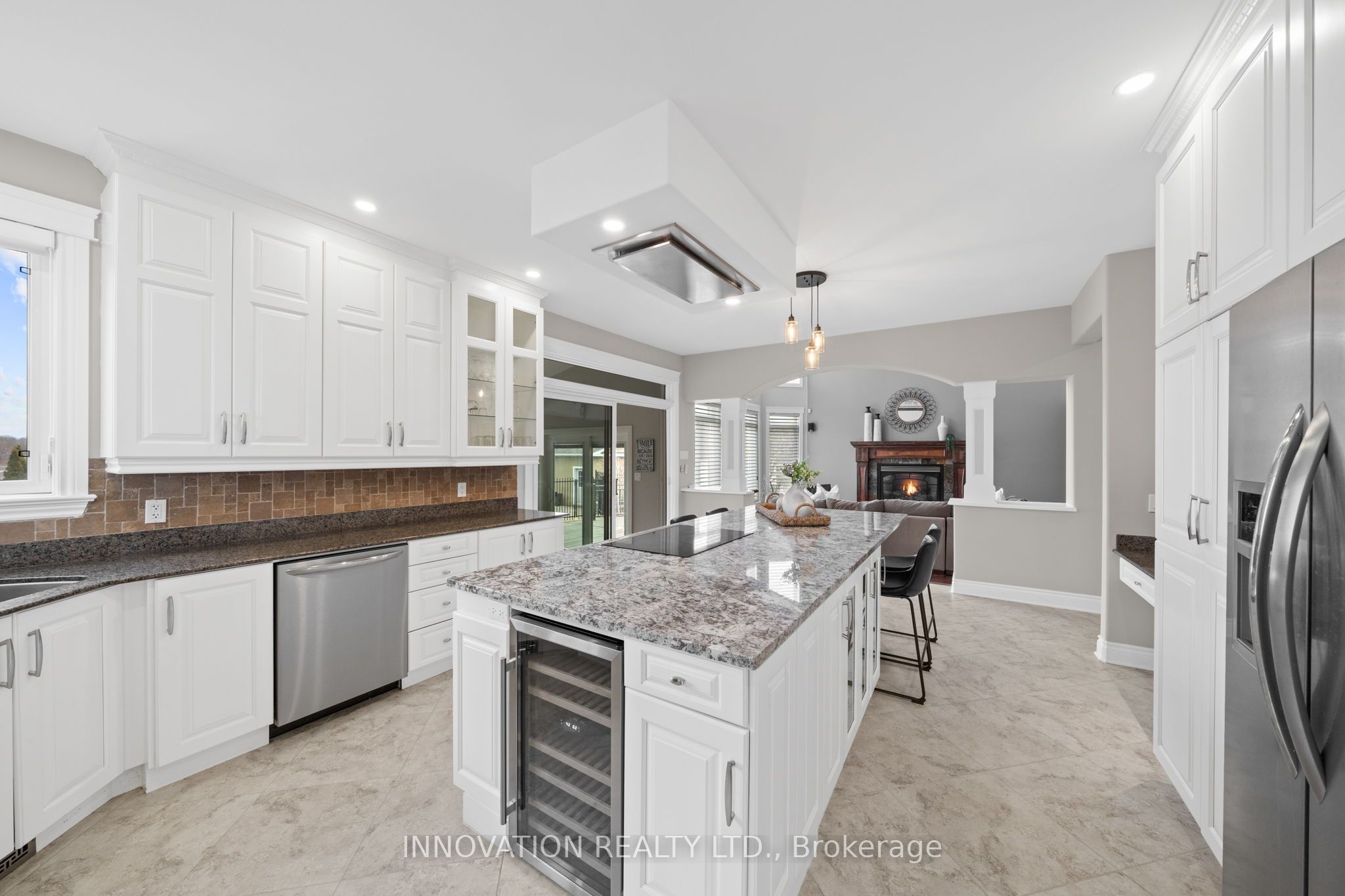 6635 Old Forest Drive Property Photo 11