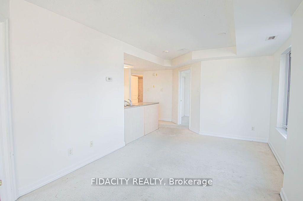 310 Central Park Drive 4b Property Photo 6