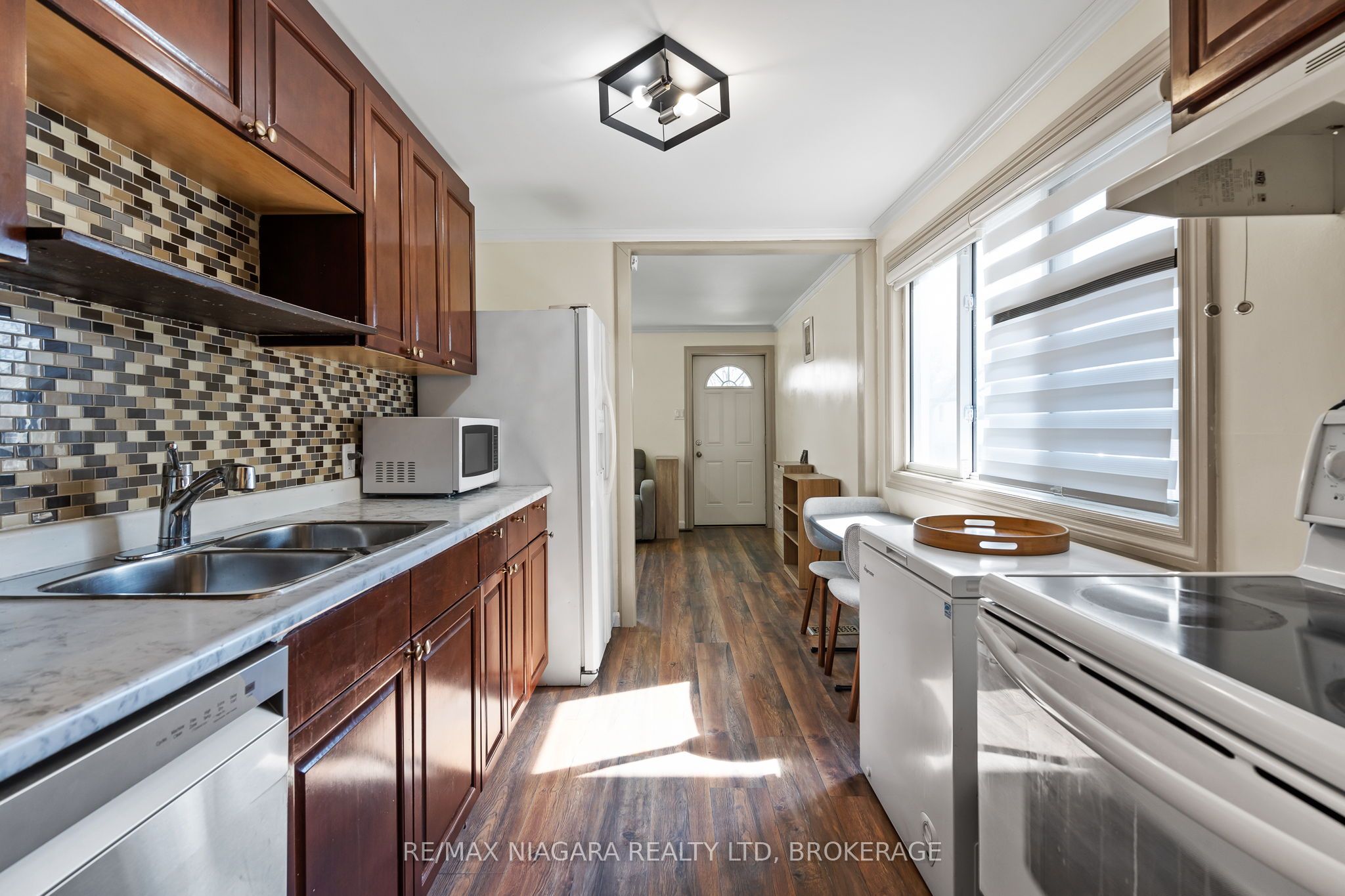 50 Merigold Street Property Photo 8