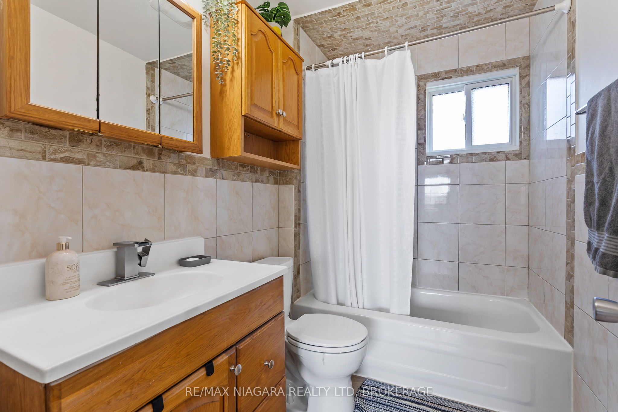 50 Merigold Street Property Photo 12