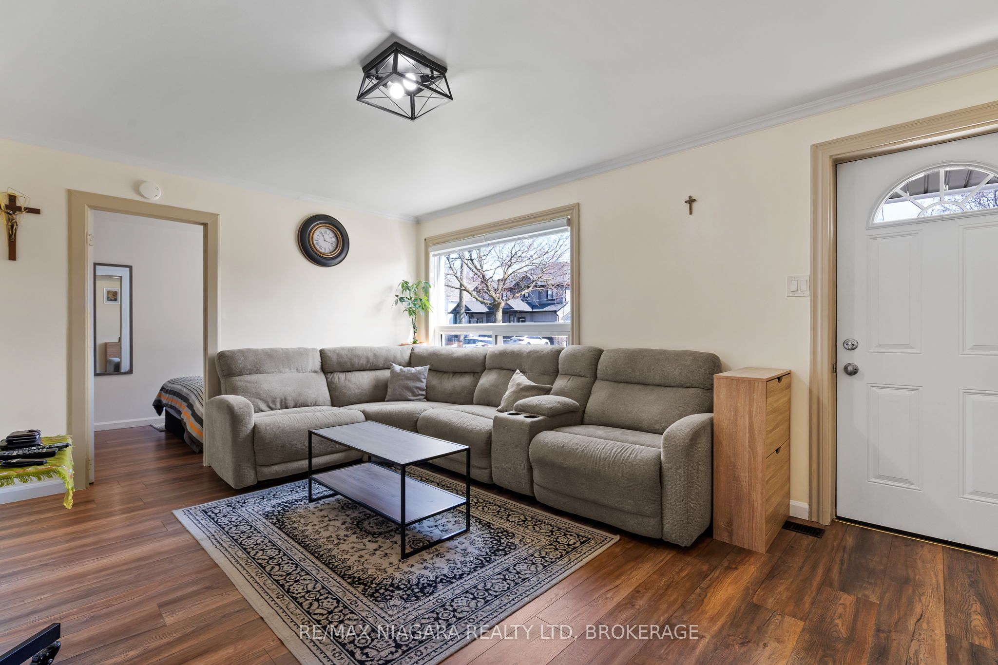 50 Merigold Street Property Photo 14