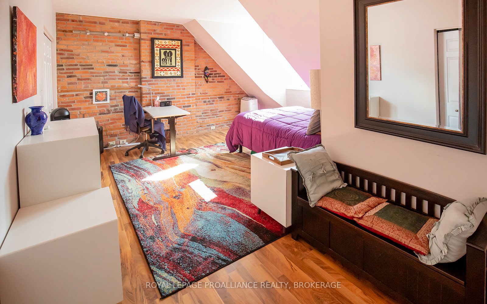 244 King Street E 2 Property Photo 13