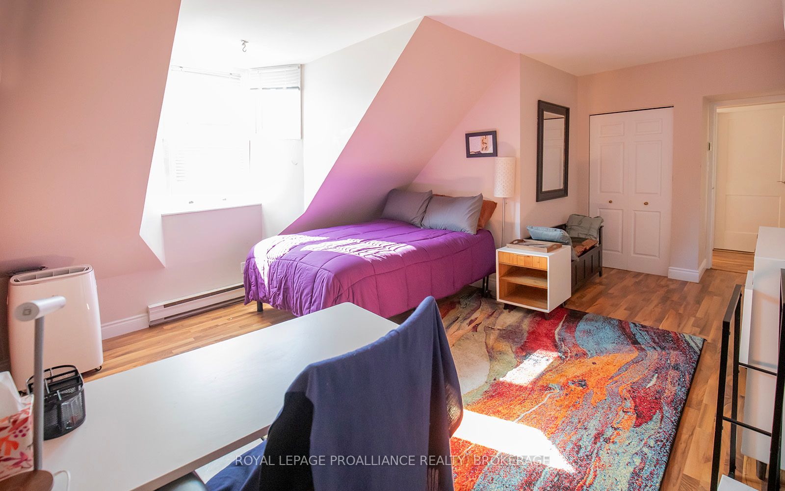 244 King Street E 2 Property Photo 14