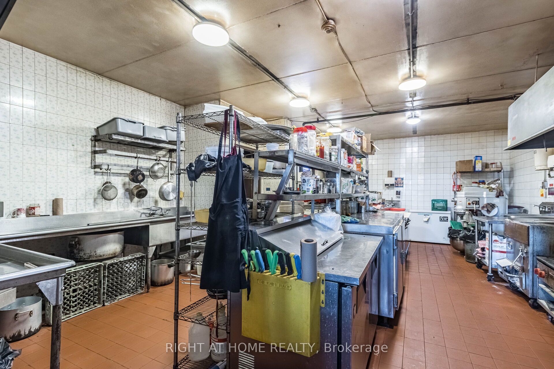 5951 Clark Avenue Property Photo 2