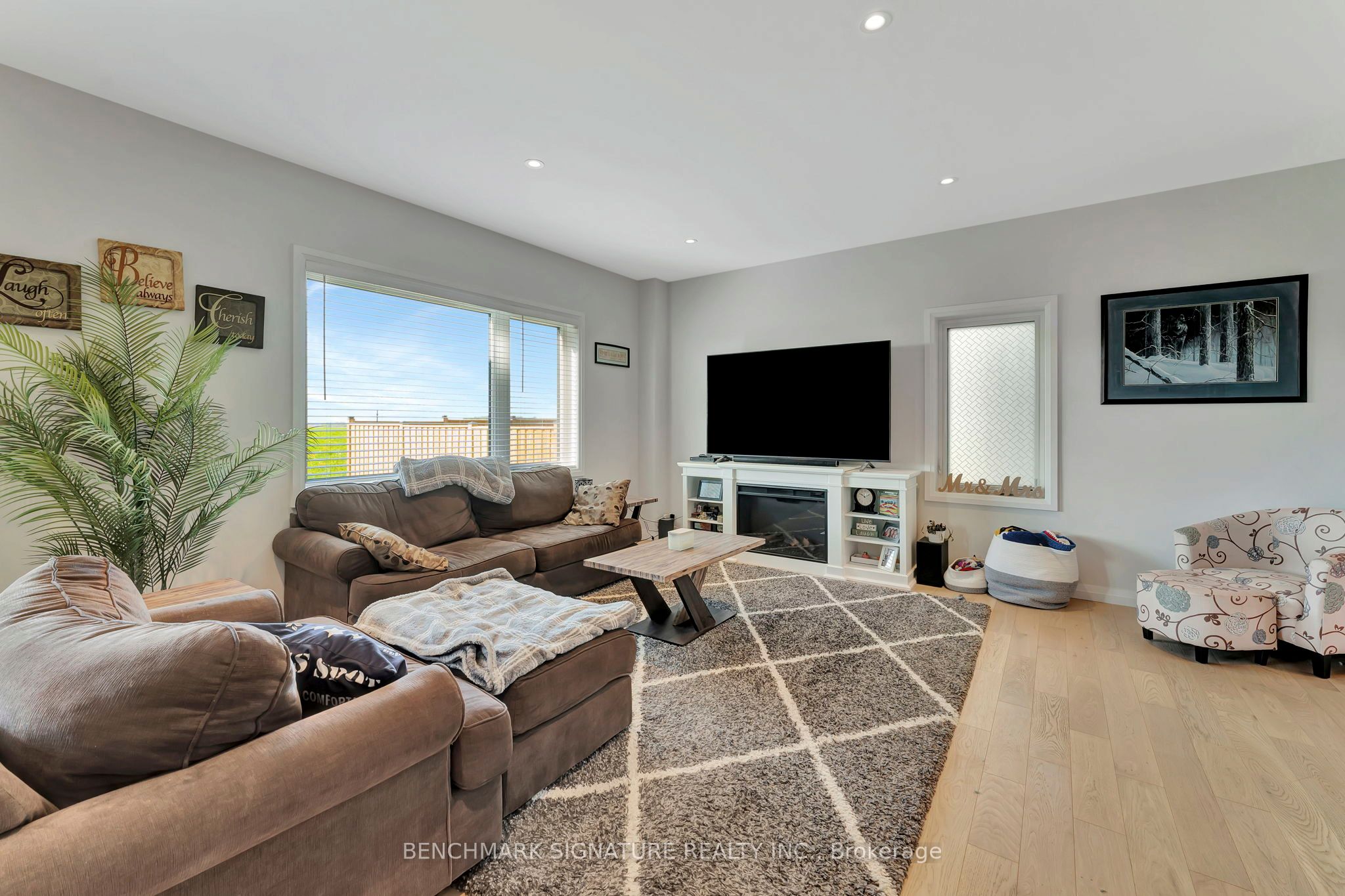 8 Totten Street Property Photo 6