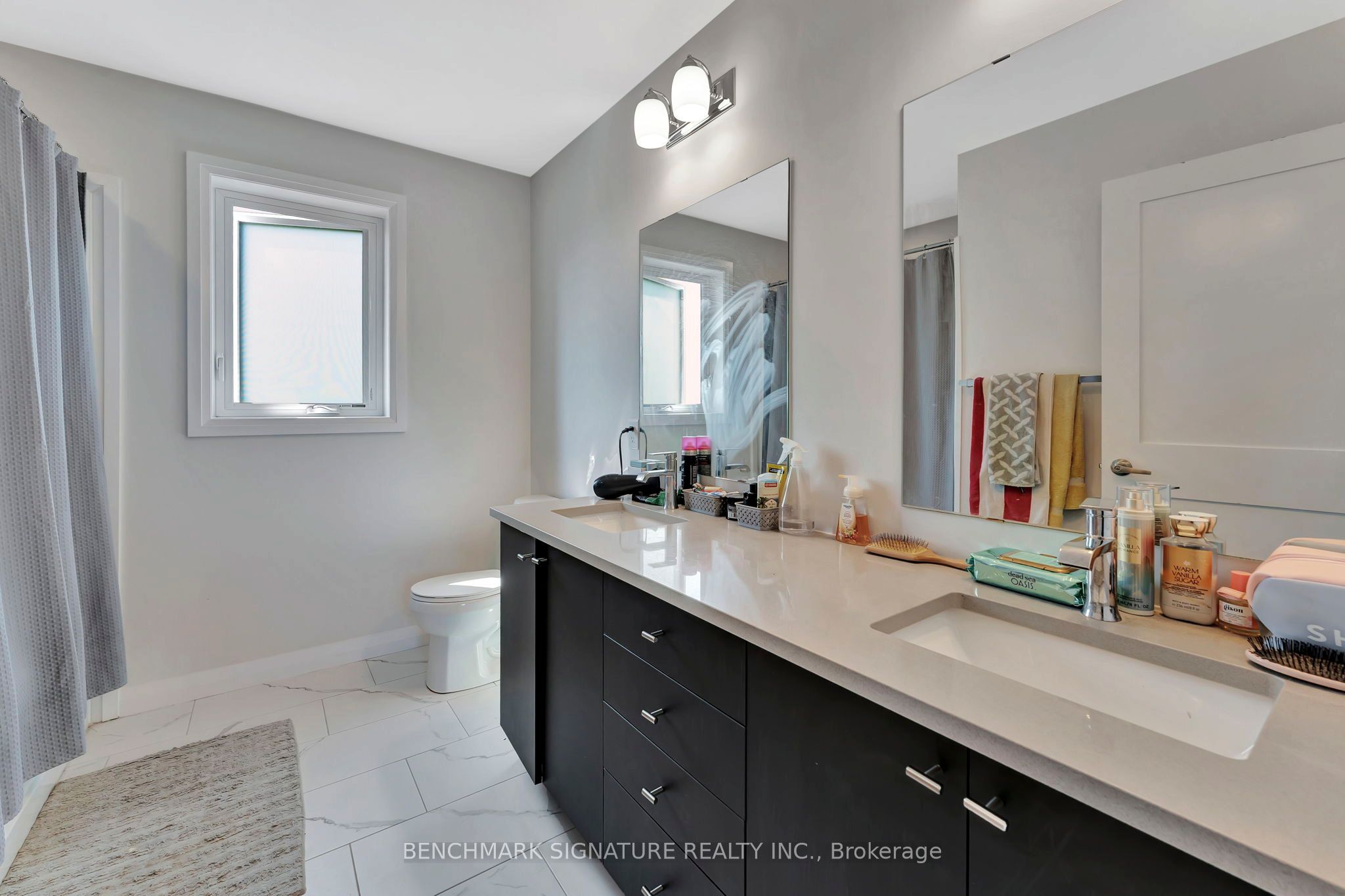 8 Totten Street Property Photo 23