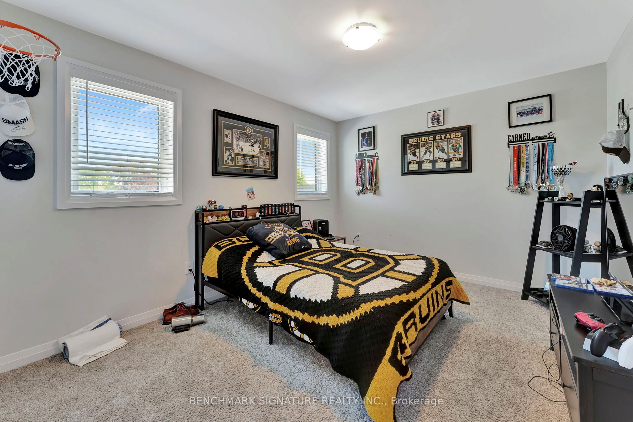 8 Totten Street Property Photo 25