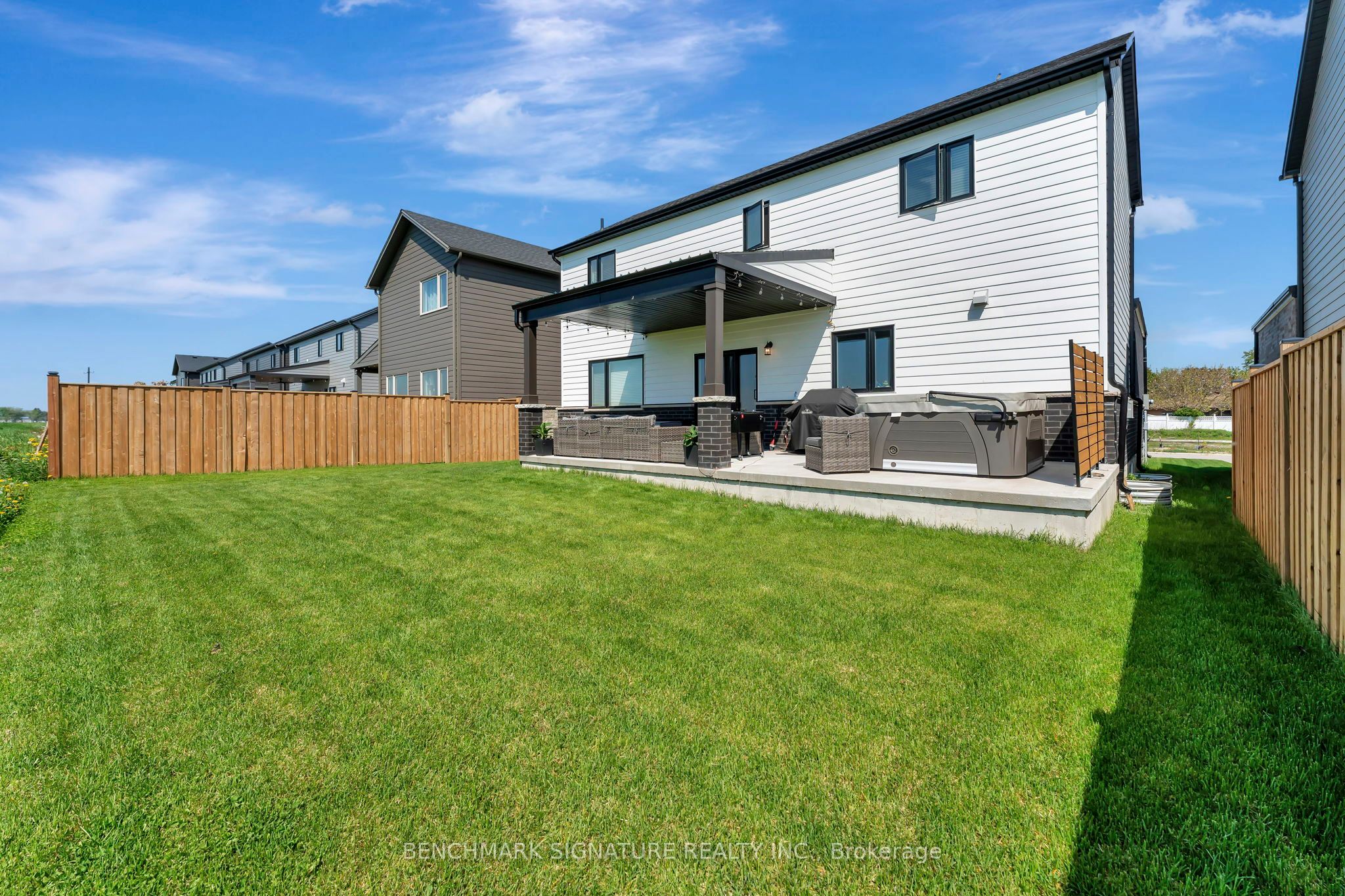 8 Totten Street Property Photo 33