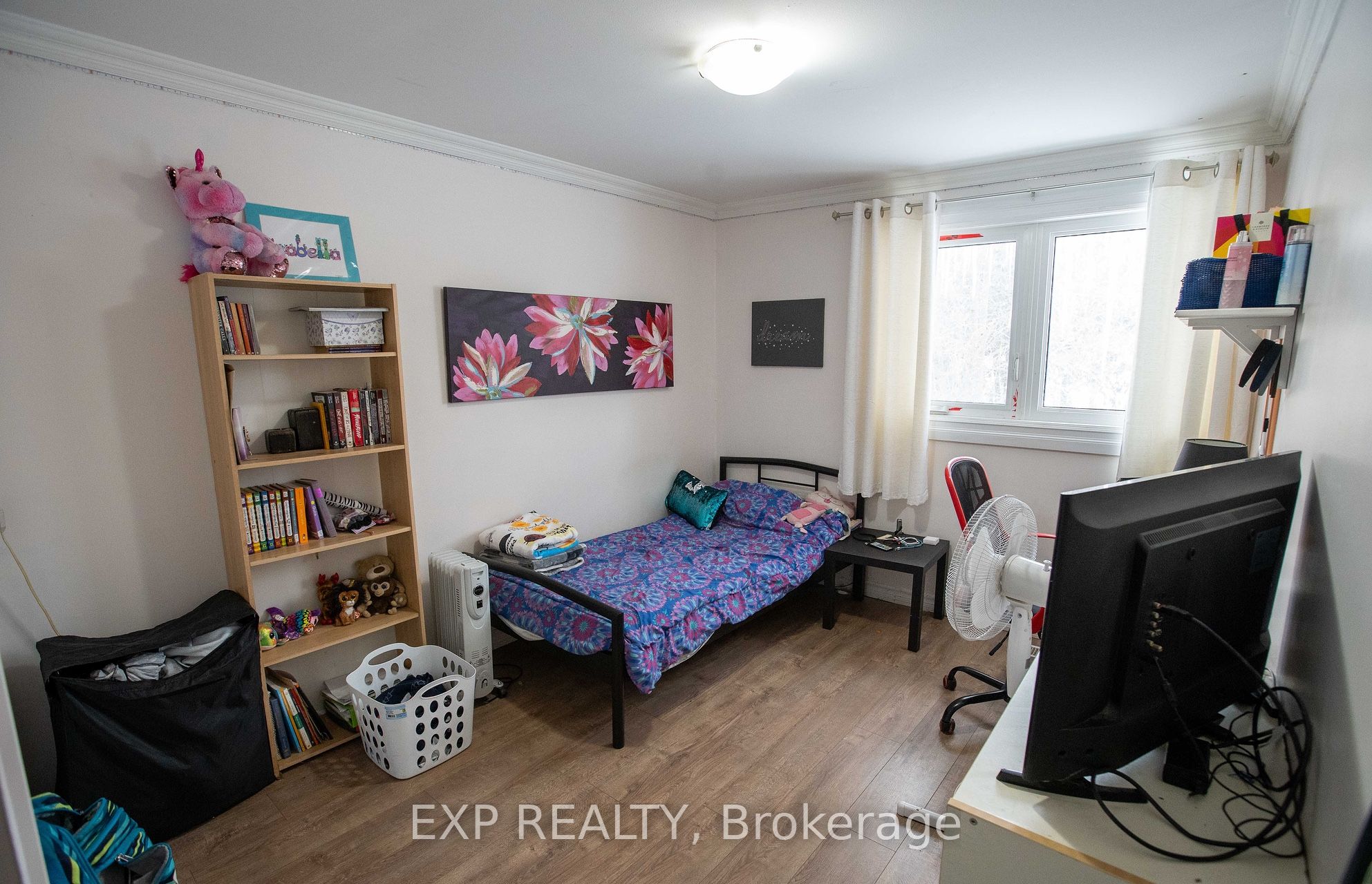 1108 Grenoble Crescent Property Photo 15