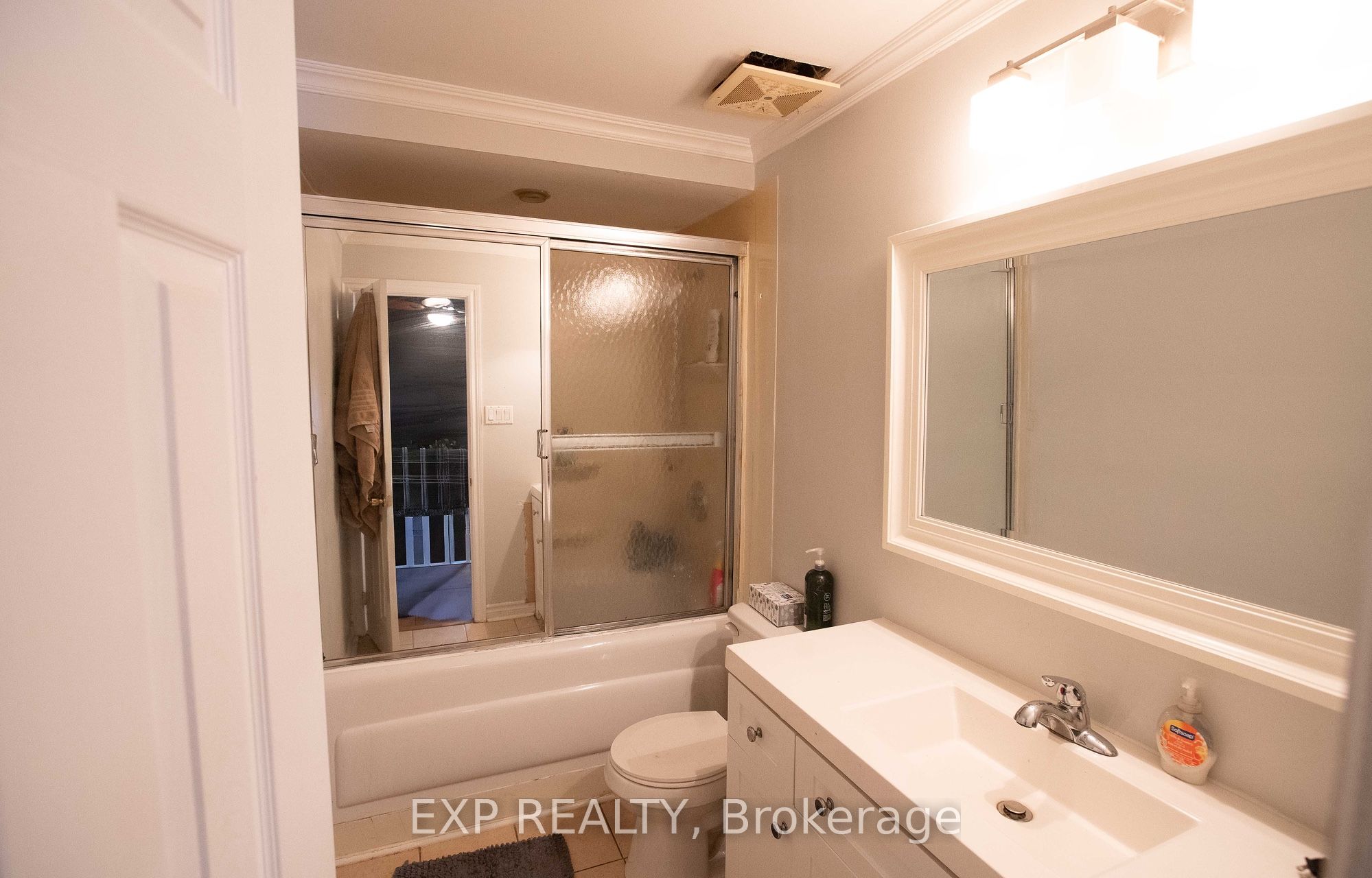 1108 Grenoble Crescent Property Photo 16