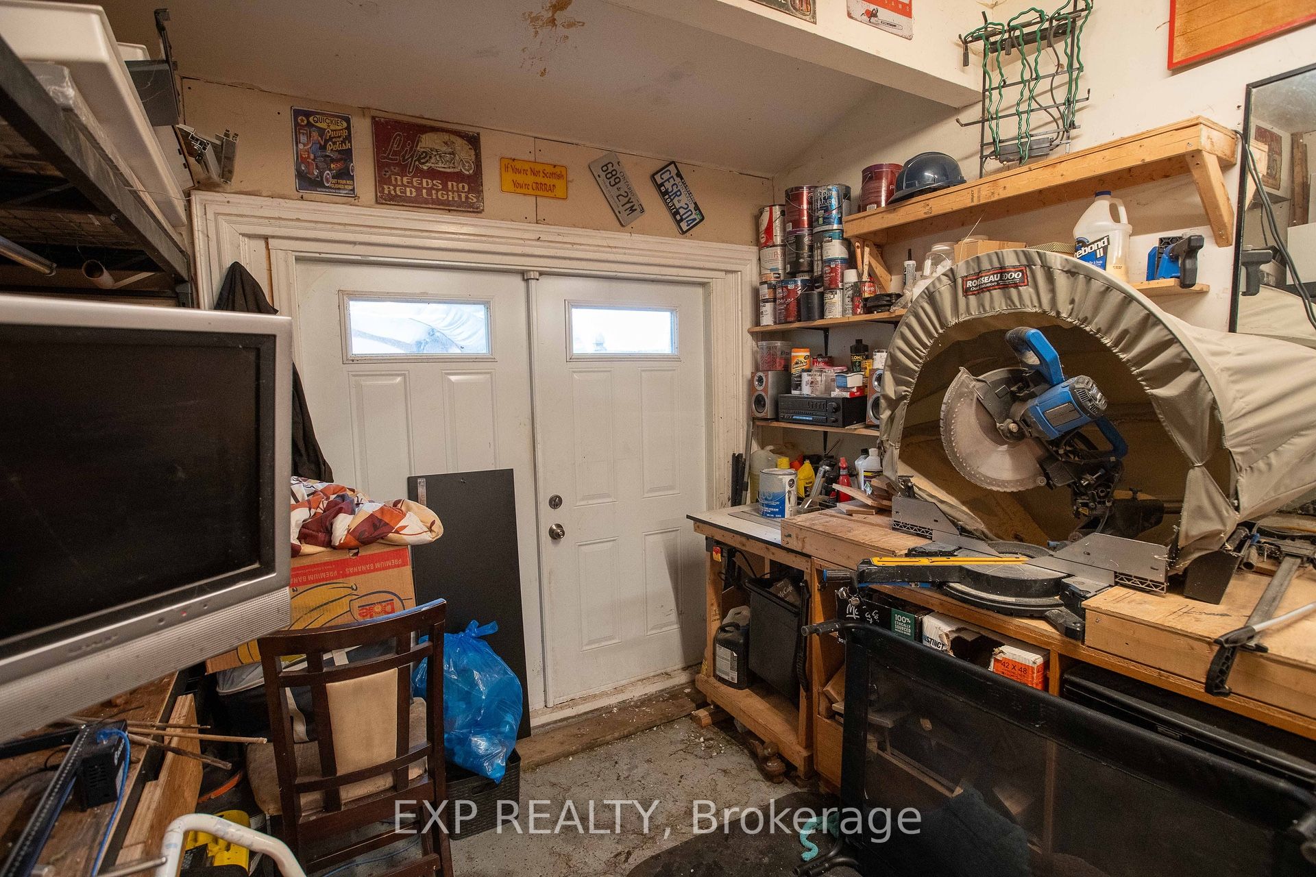 1108 Grenoble Crescent Property Photo 22