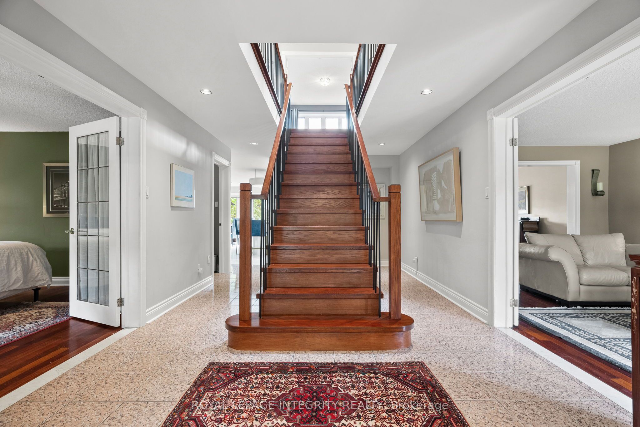 6 Marchbrook Circle Property Photo 13