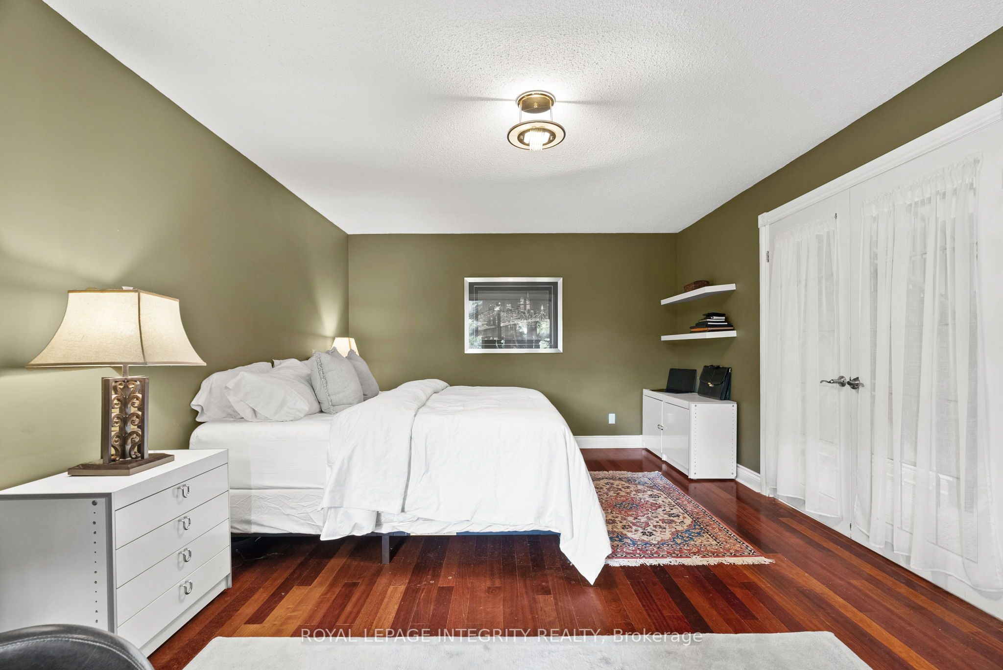 6 Marchbrook Circle Property Photo 18