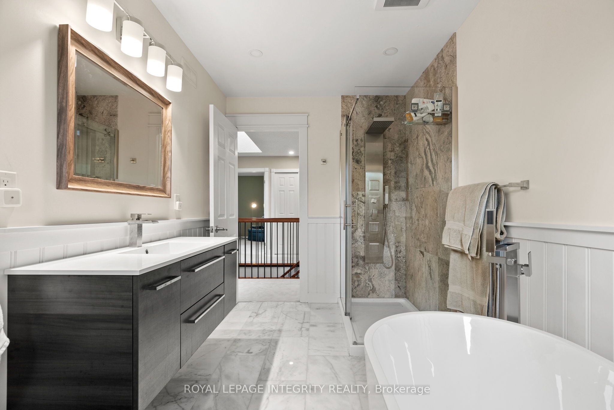 6 Marchbrook Circle Property Photo 39