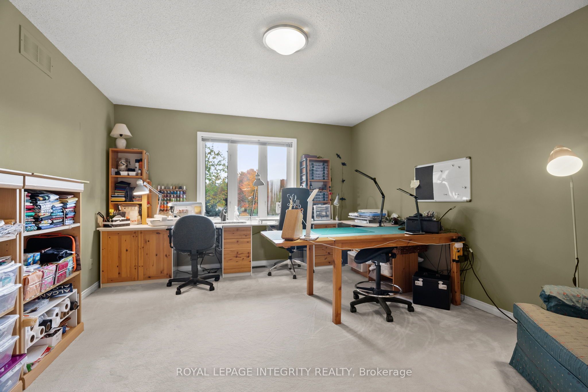 6 Marchbrook Circle Property Photo 41