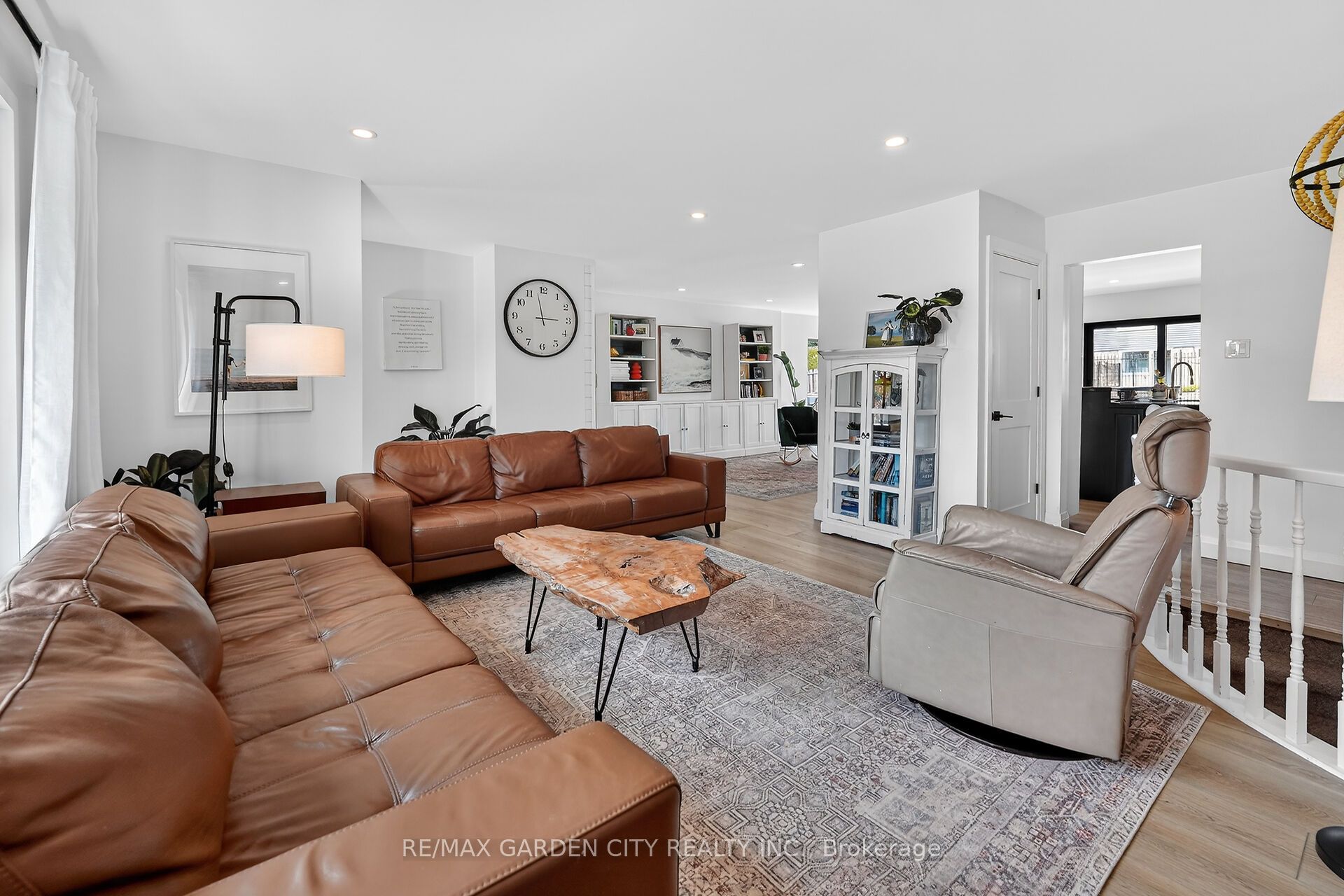 377 Canboro Road Property Photo 5
