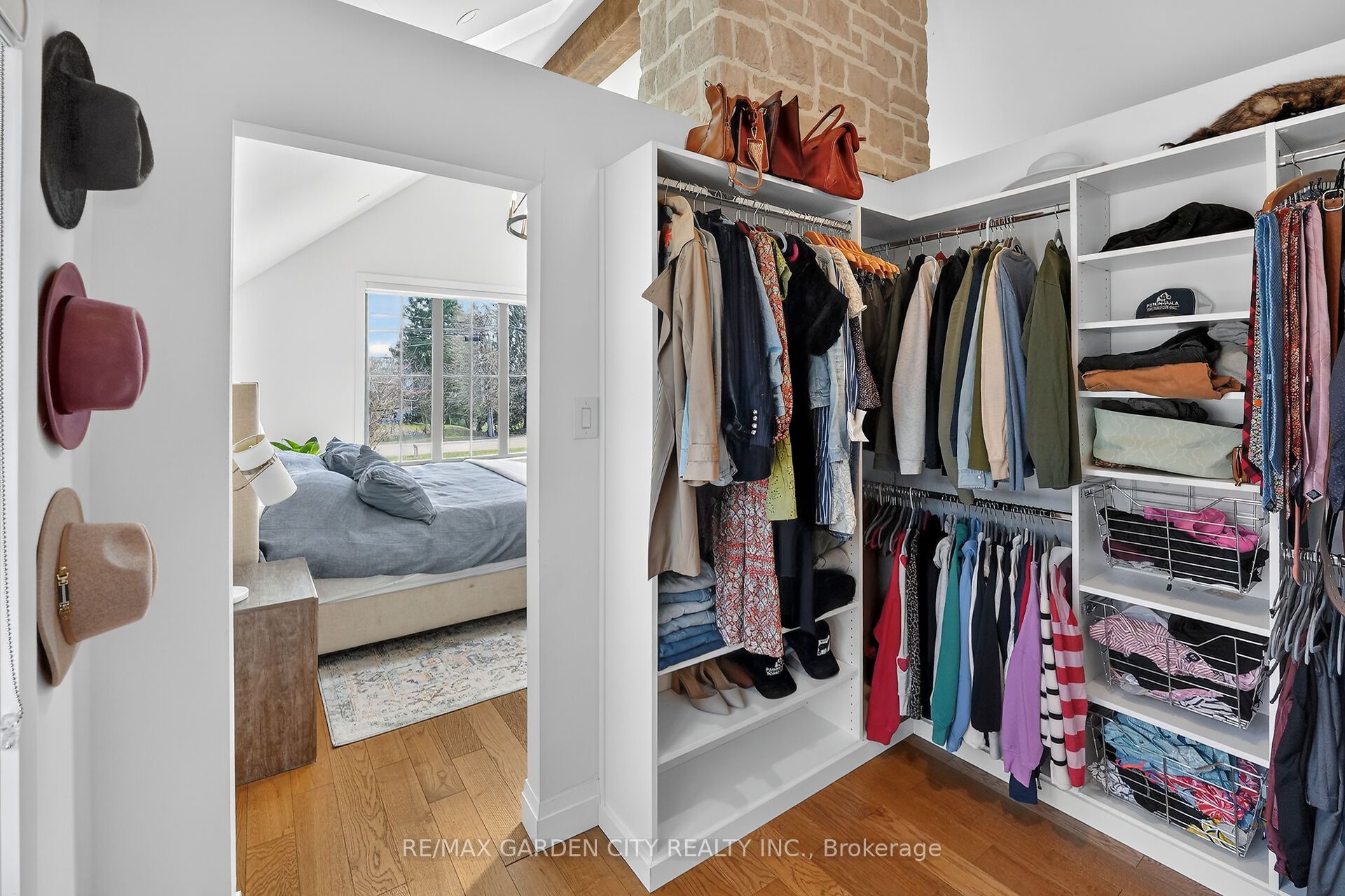 377 Canboro Road Property Photo 14