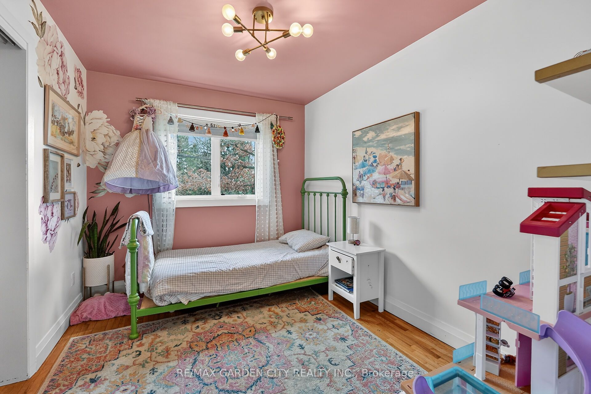 377 Canboro Road Property Photo 15