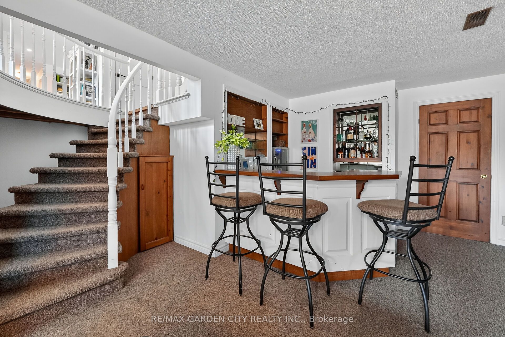 377 Canboro Road Property Photo 23