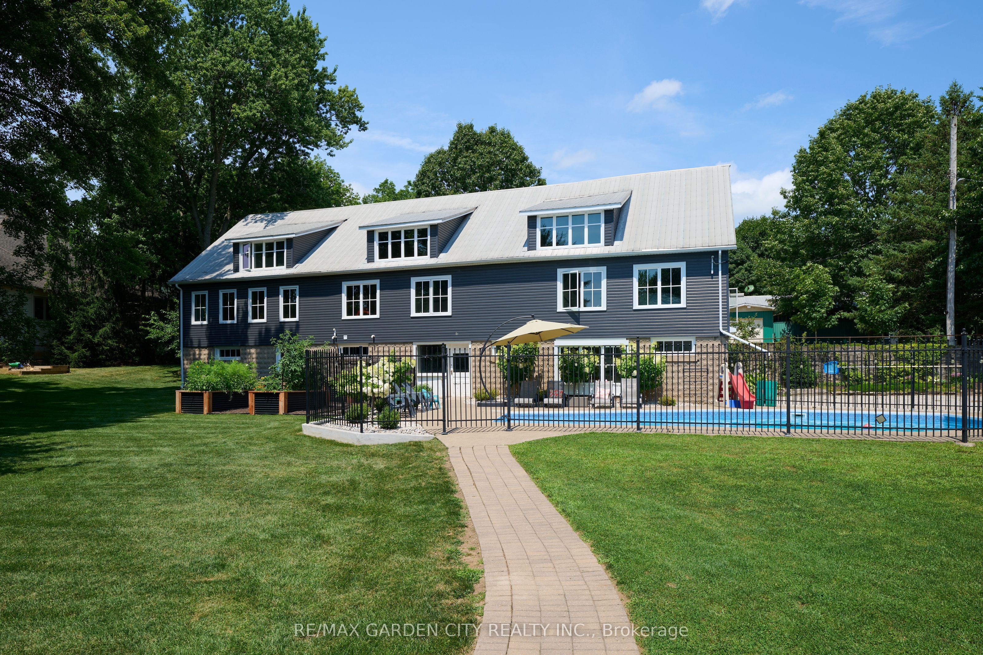 377 Canboro Road Property Photo 26