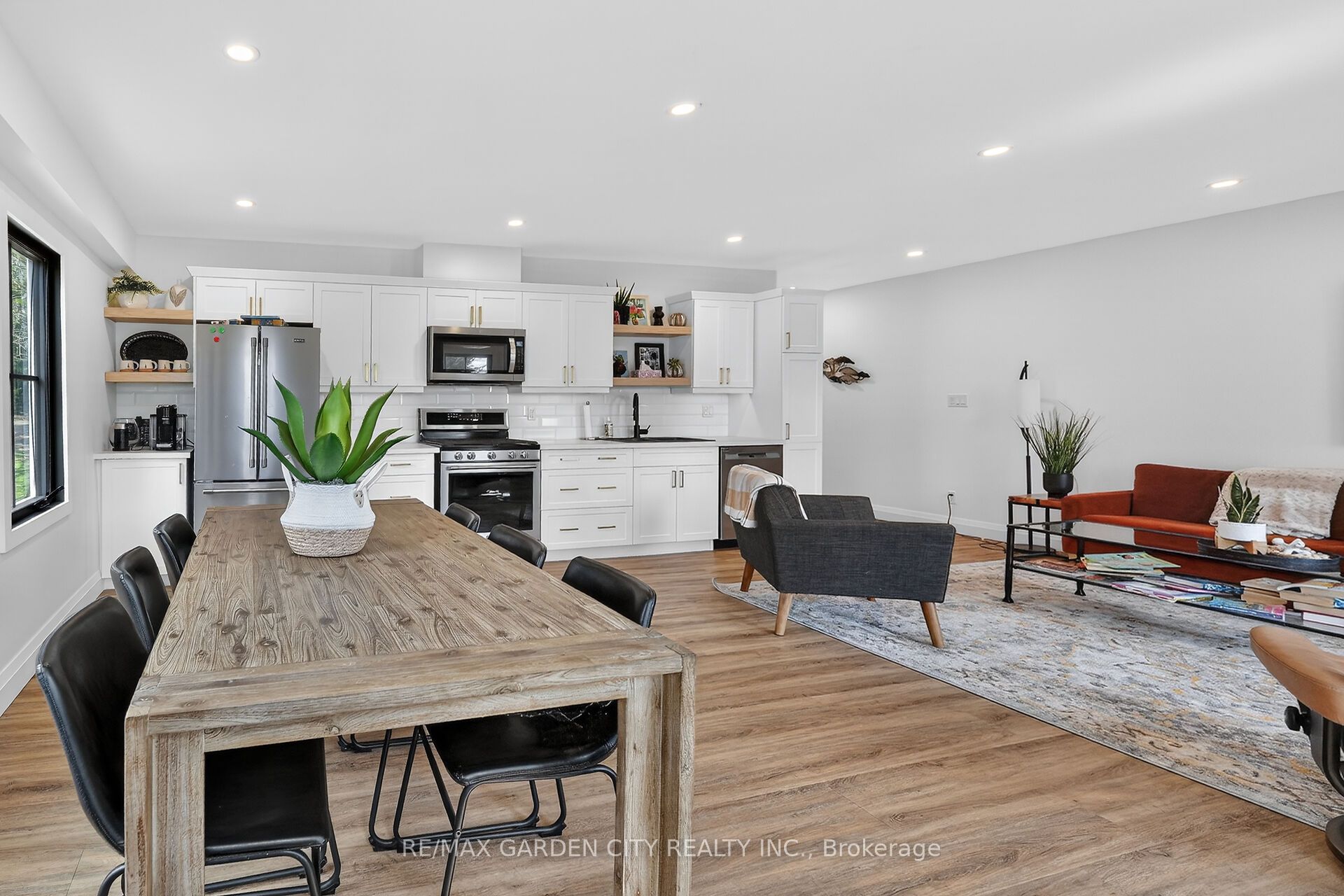 377 Canboro Road Property Photo 37