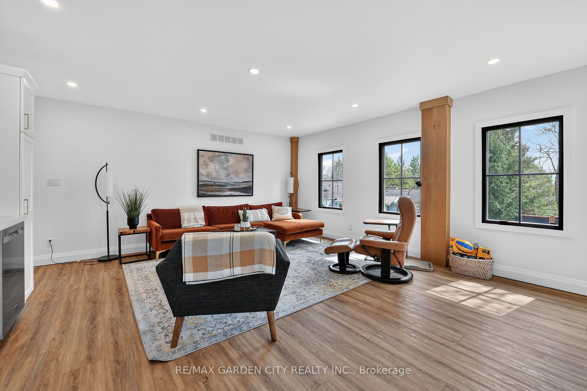 377 Canboro Road Property Photo 39