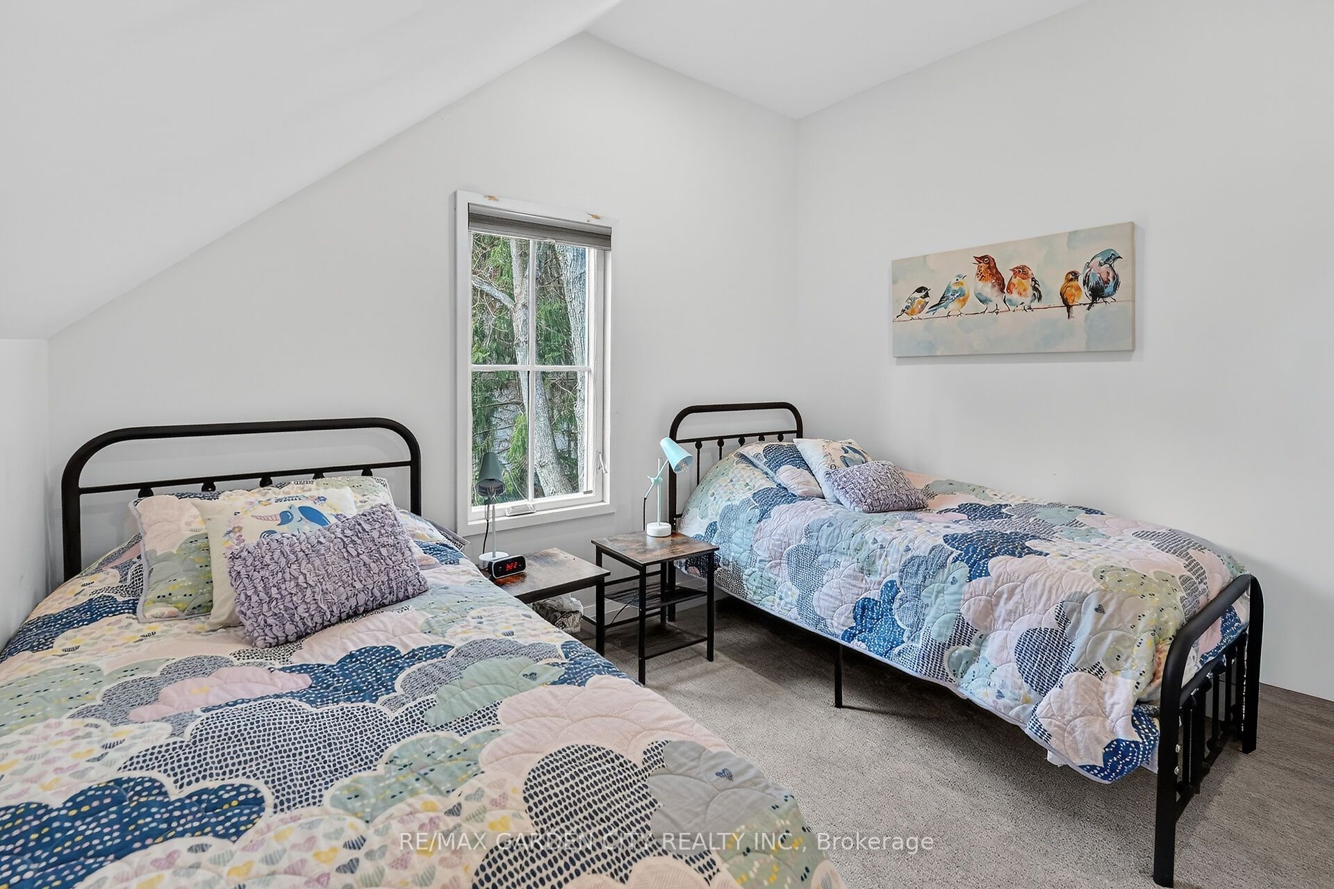 377 Canboro Road Property Photo 44