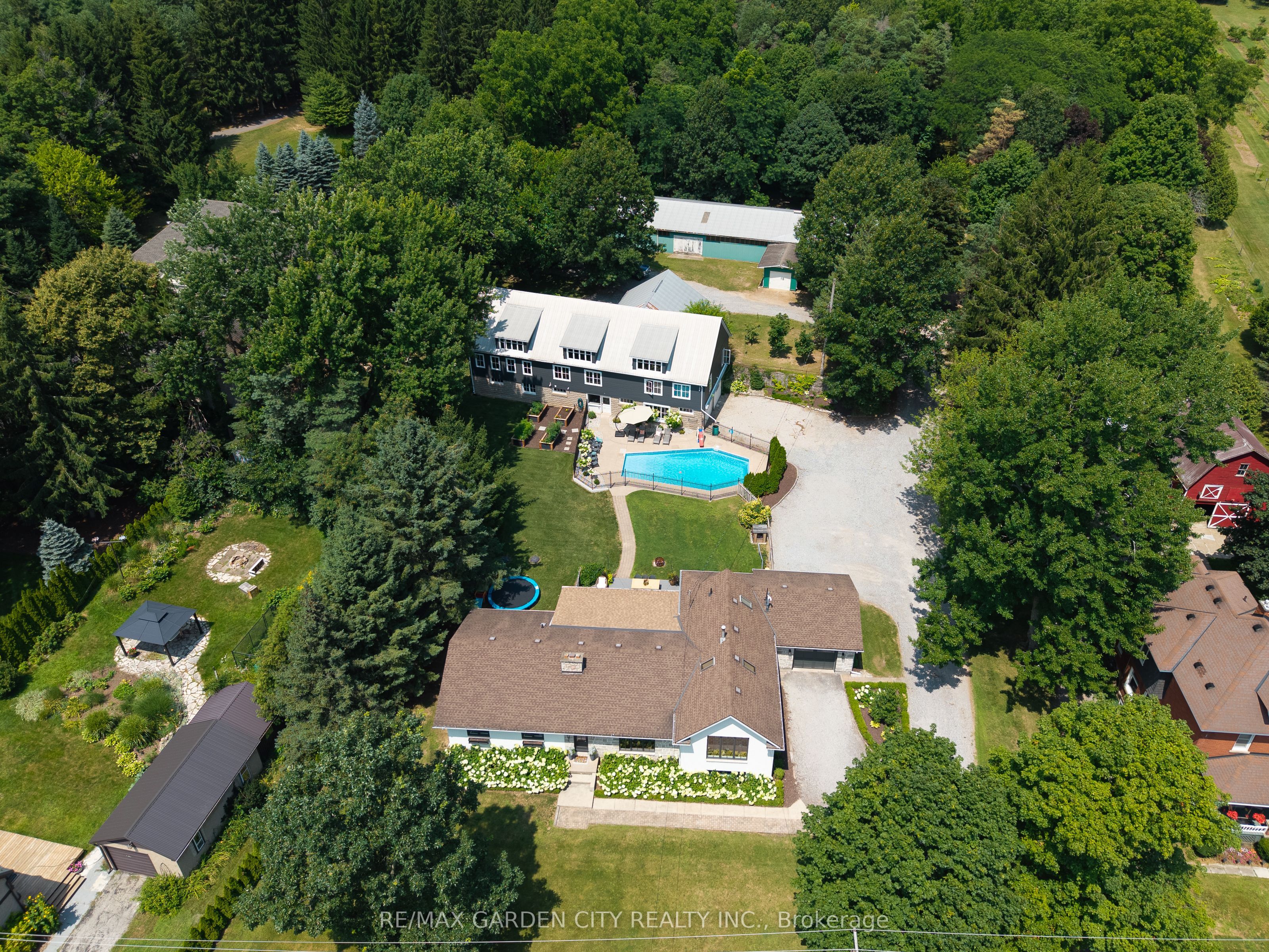 377 Canboro Road Property Photo 49