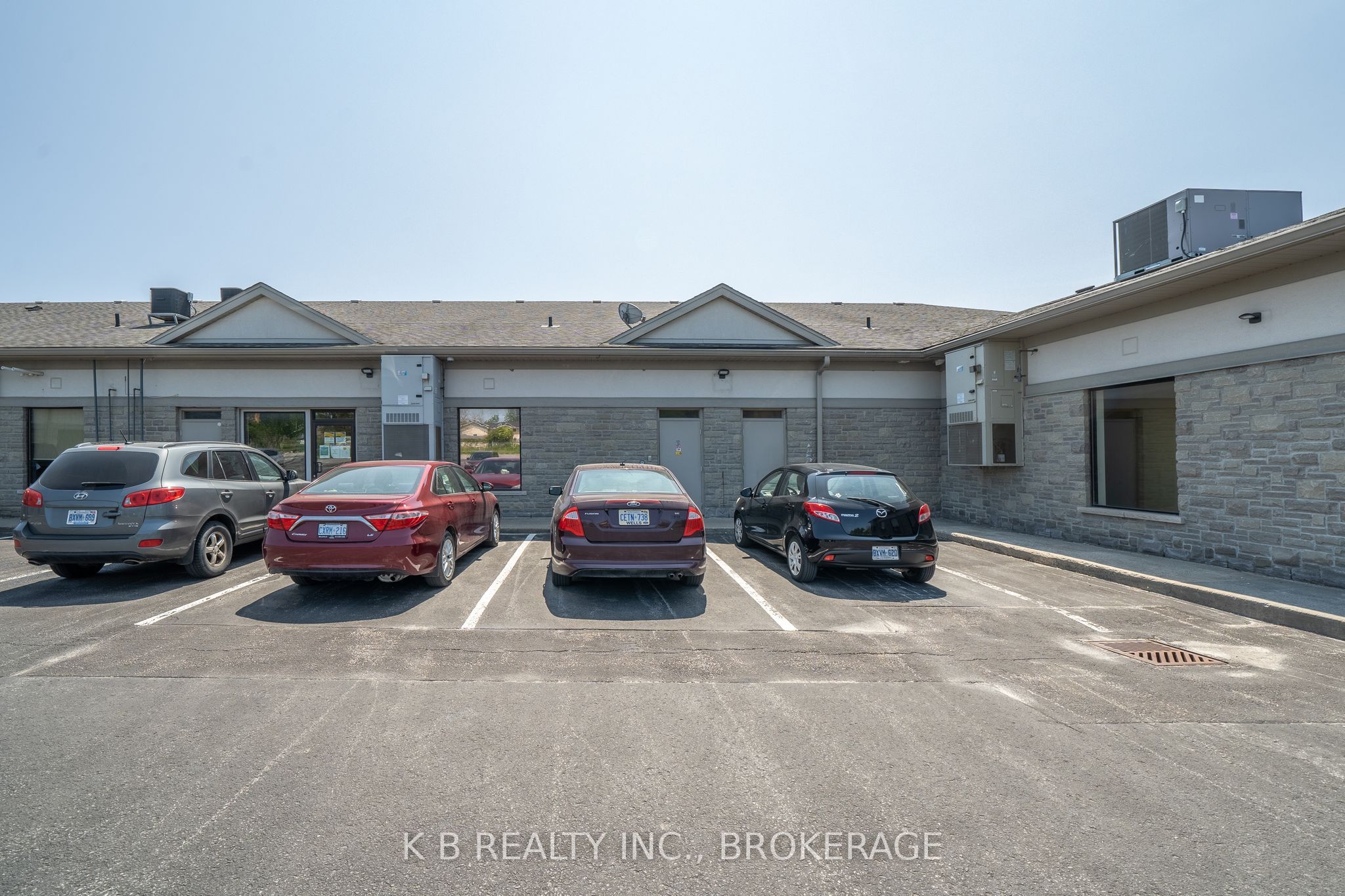 81 Millennium Parkway Property Photo 4